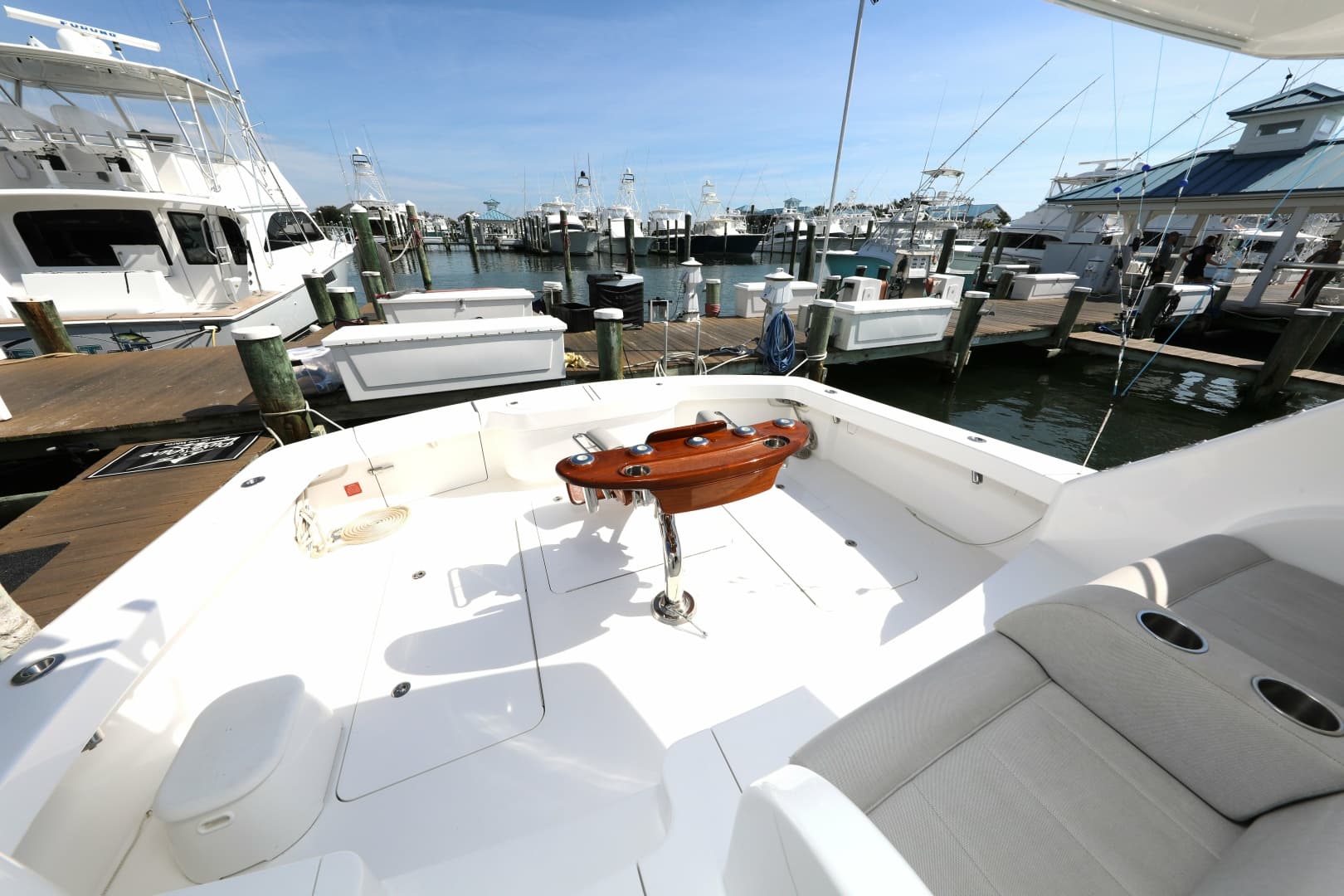 2023 Viking 54 Convertible