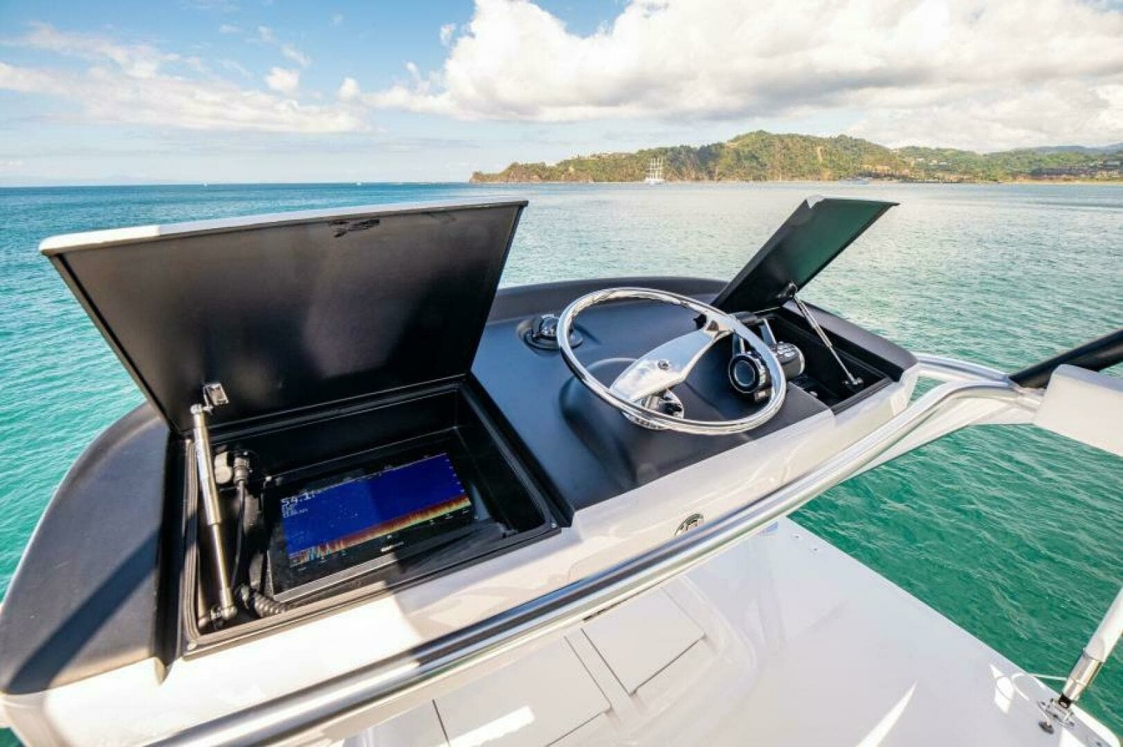 Flybridge Helm Station with Electronics