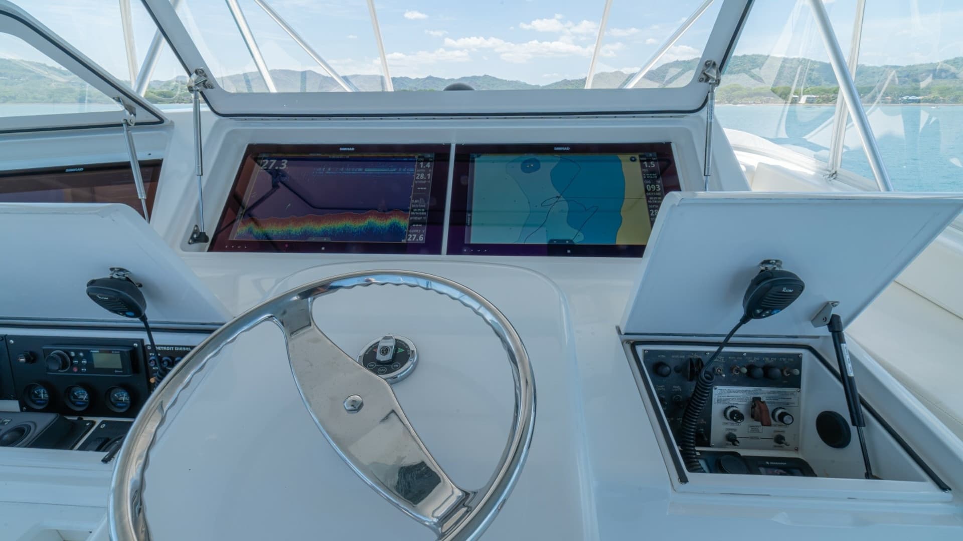 Flybridge Helm Station
