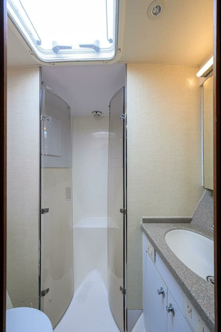 2001 Ocean Yachts 56 Super Sport