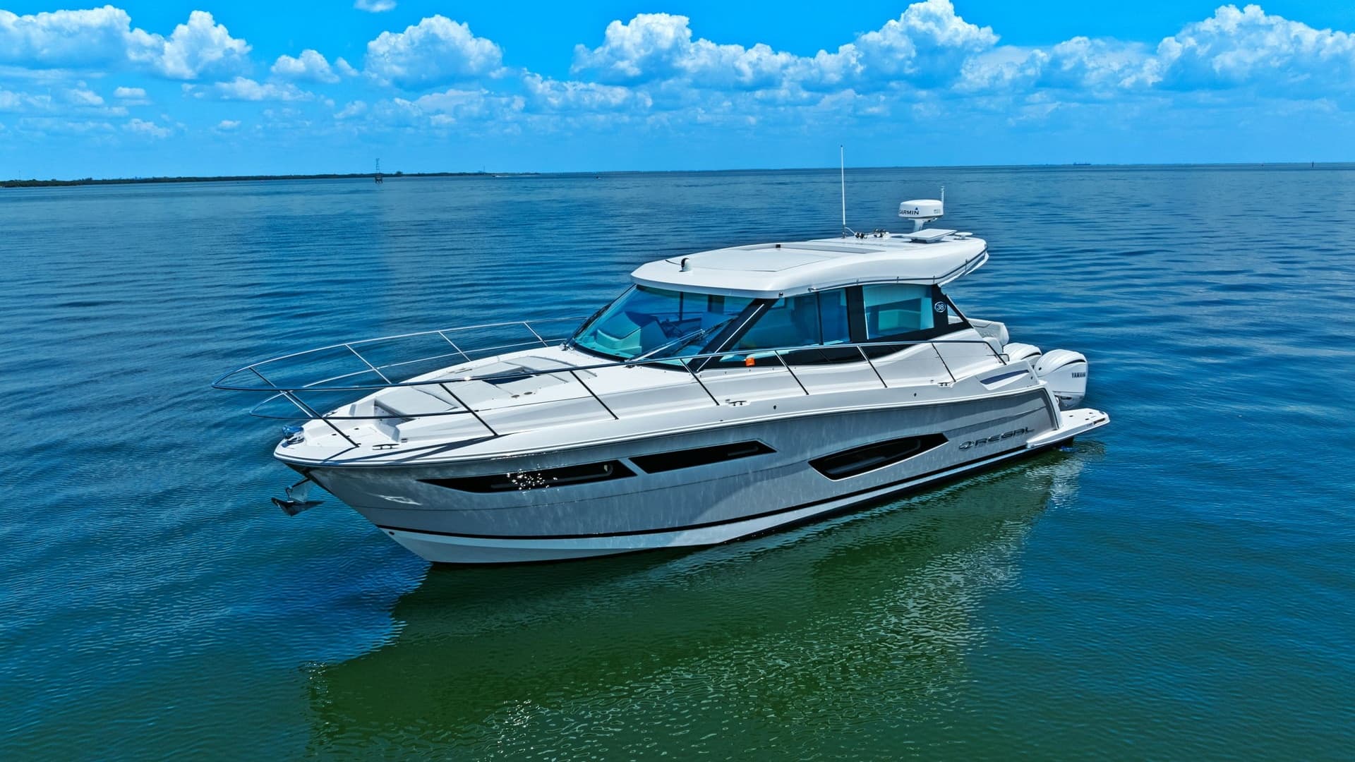 Side Profile of Regal 38 EXC