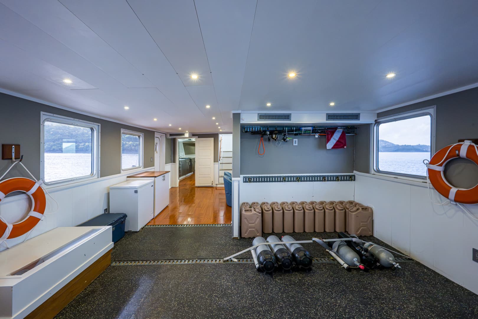 2013 Ocean Voyager 95 Expedition