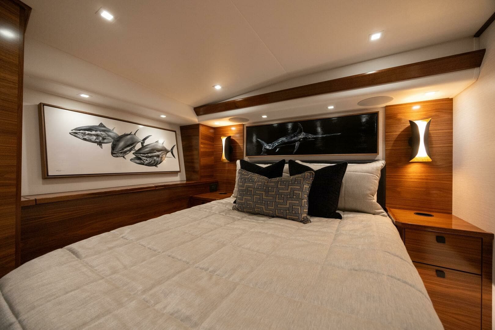 2025 82 Viking Convertible Boujie Starboard Stateroom (4)