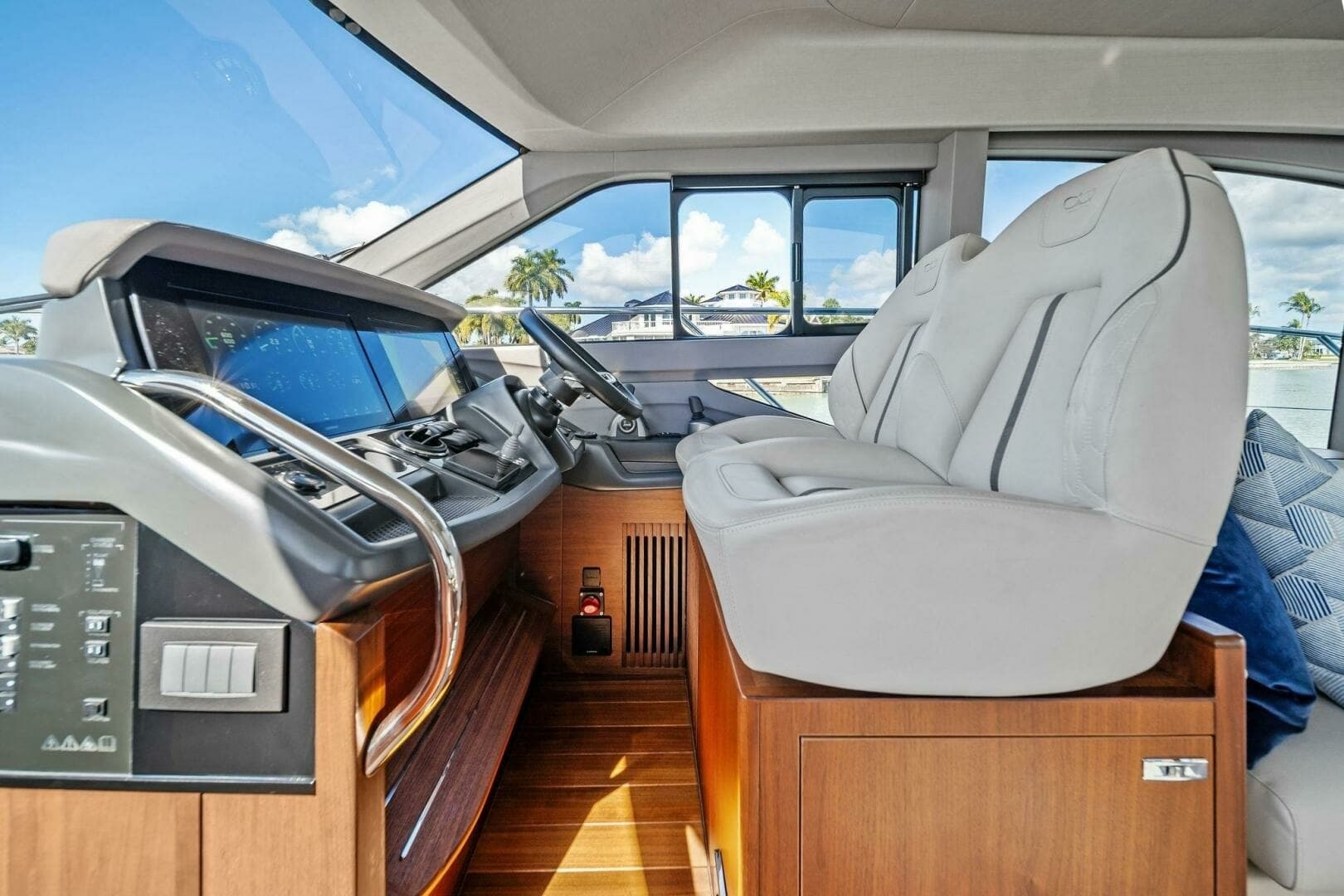2023 Princess F50