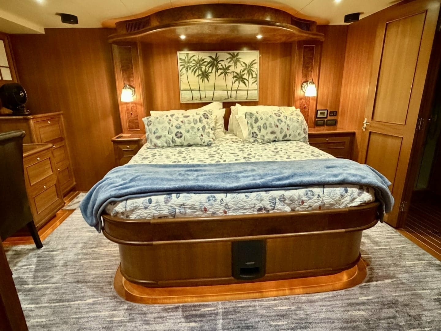Alaskan 70 OHANA - Master Stateroom