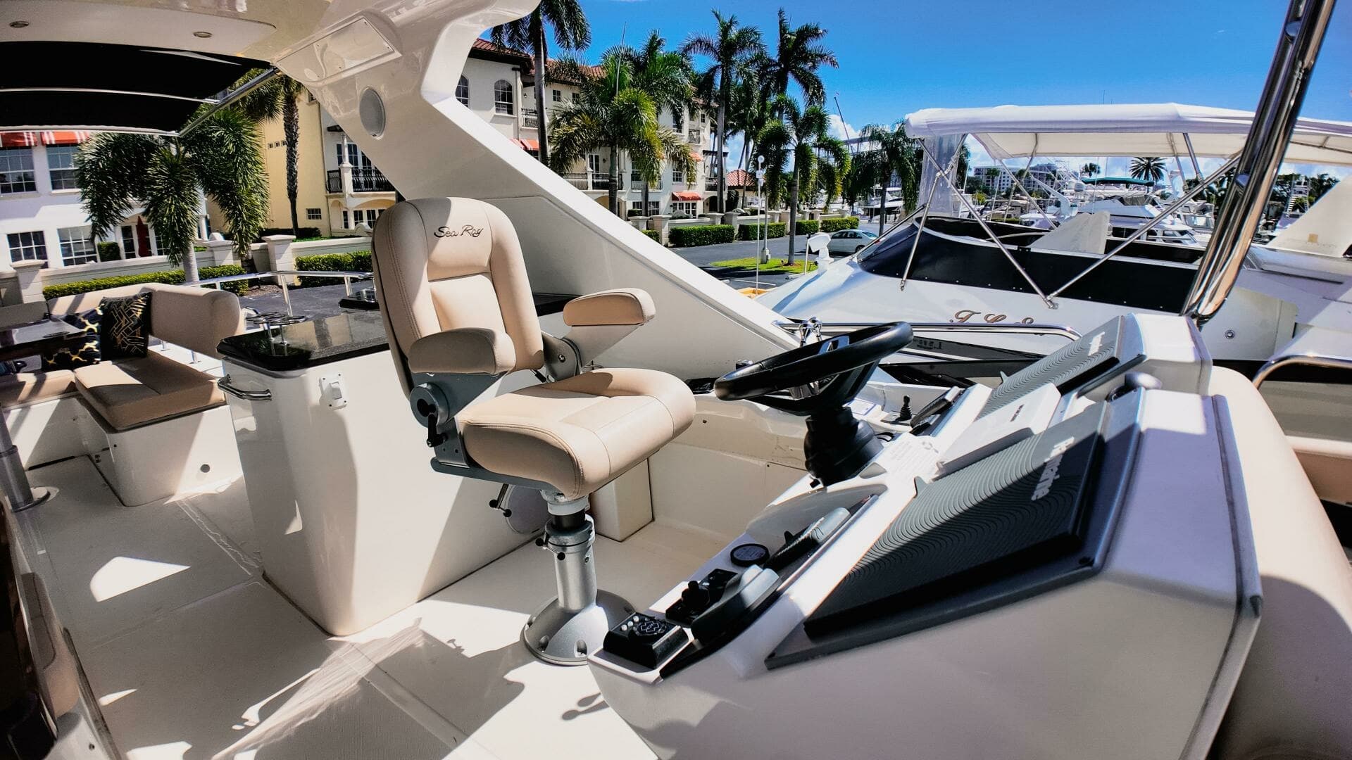 2016 Sea Ray L590 Fly
