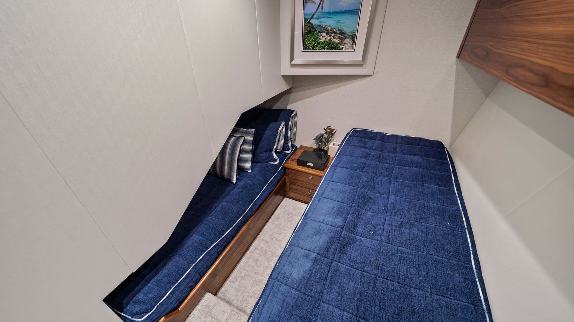 Guest Cabin with Twin Berths
