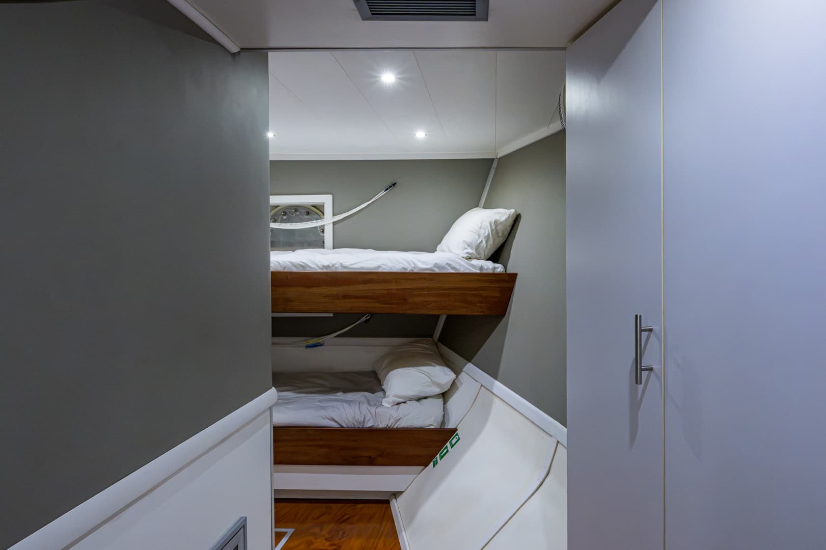 2013 Ocean Voyager 95 Expedition