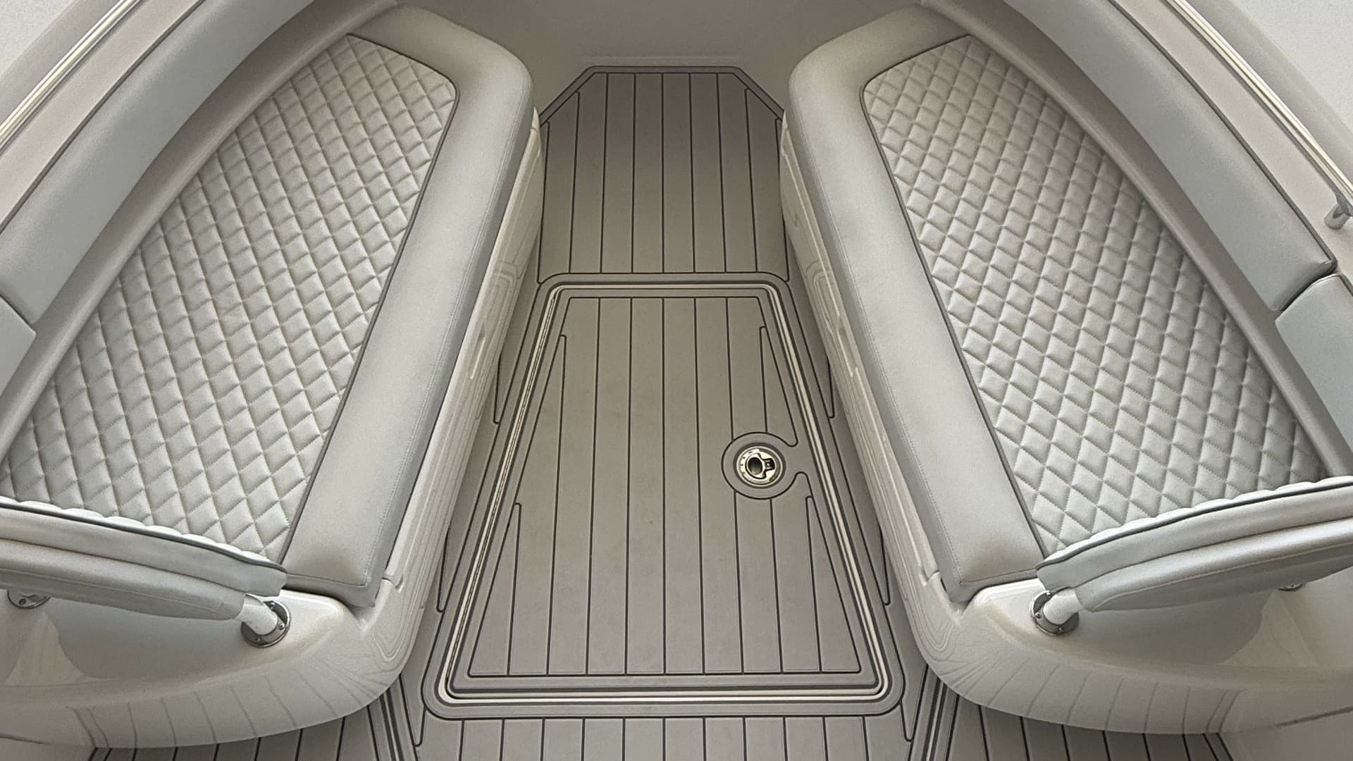 2025 29 Valhalla Boatworks V-29 Gunpowder Forward Seating (1)