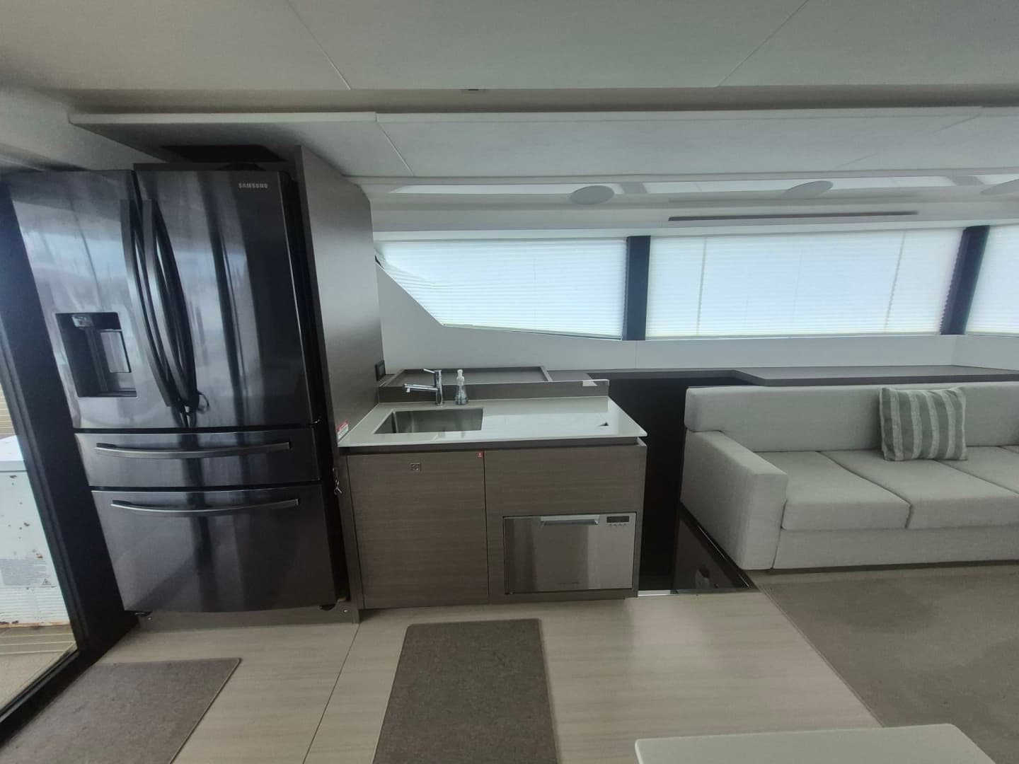 2023 Leopard 53 Powercat