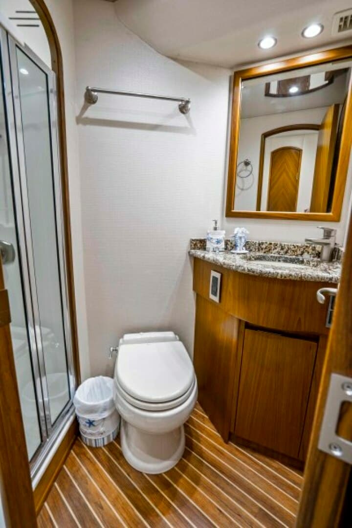 2011 Viking 70 Enclosed Bridge - Last Call - Guest Head