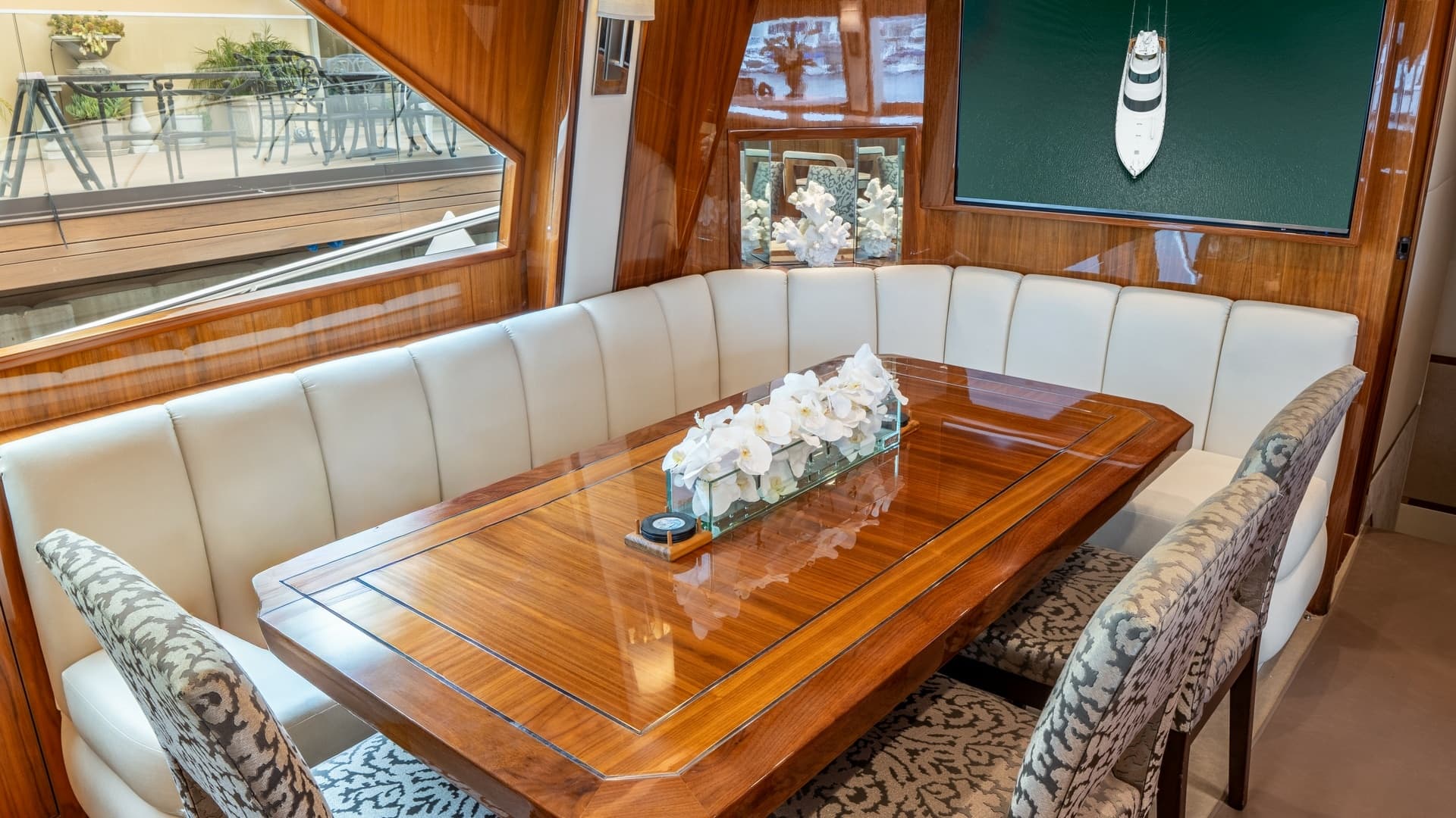 2020 Viking 92 Skybridge "After Midnight"