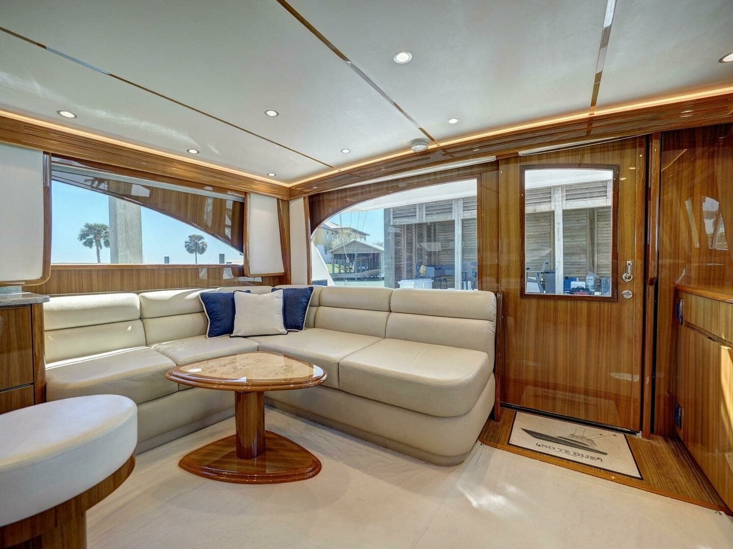 2017 Viking 52 Convertible 