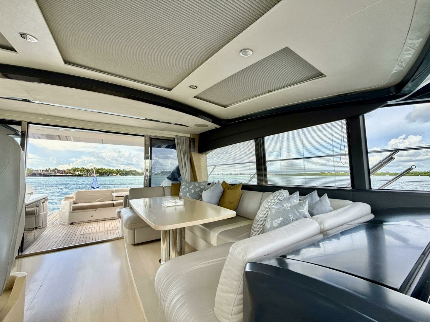 Princess 58 - IL CAPO -Salon