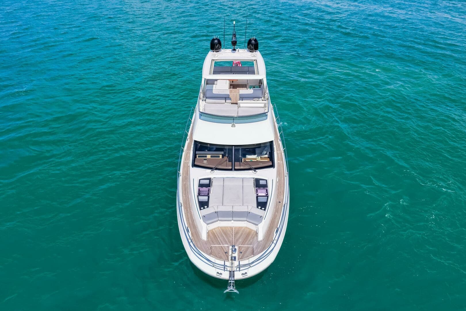 2019 Prestige 630 Flybridge -Profile