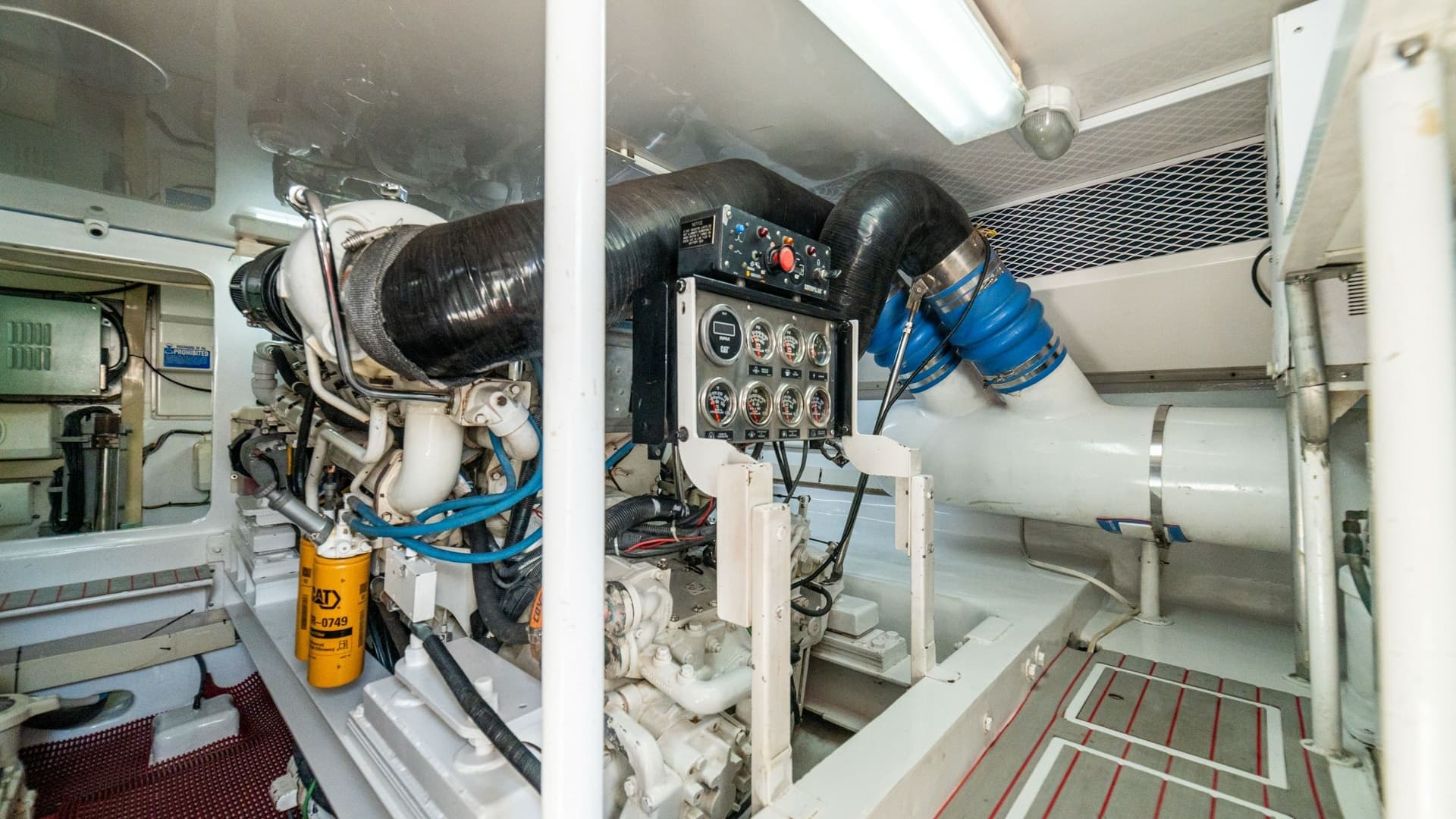 2001 Viking 61 Convertible- Caliente- Engine Room