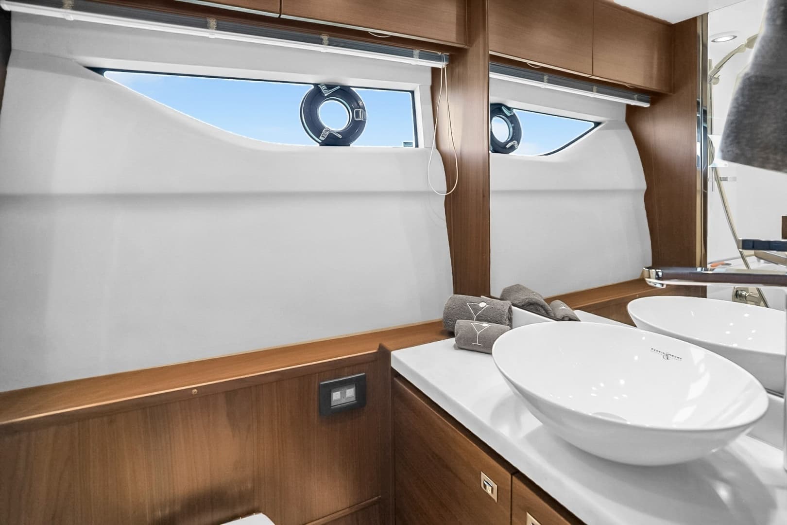 2016 Princess V58-HAPPY HOUR- Master Stateroom Head