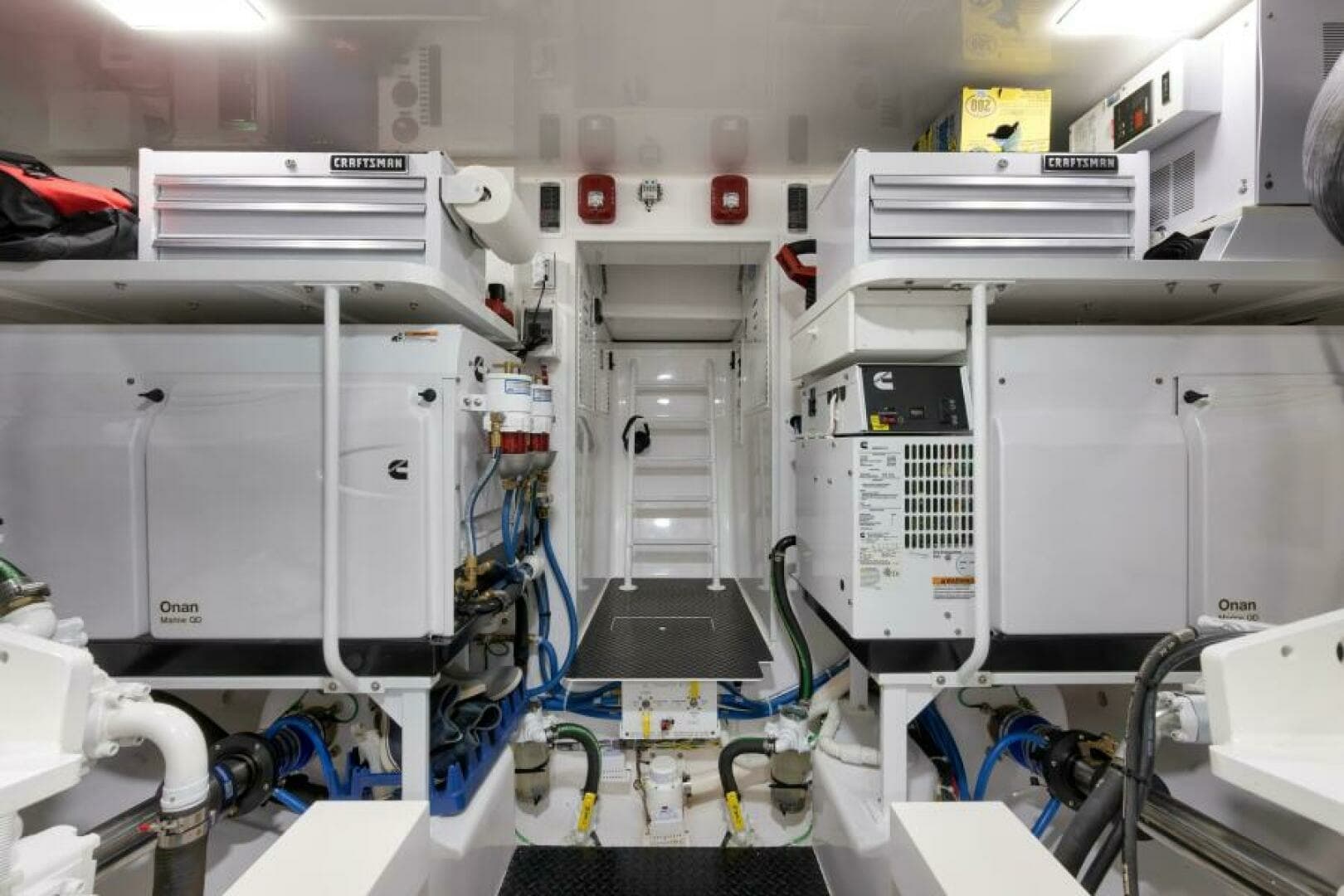 2024 Viking 68 Convertible- GYS TRADE- Generators
