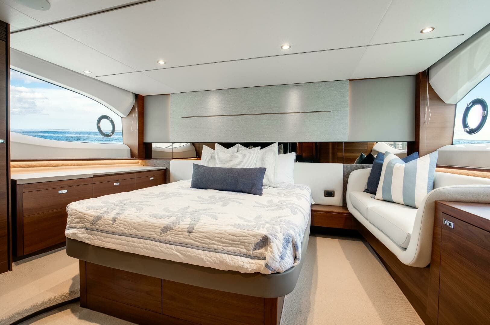 Princess V55 - Mermoo Too - Stateroom