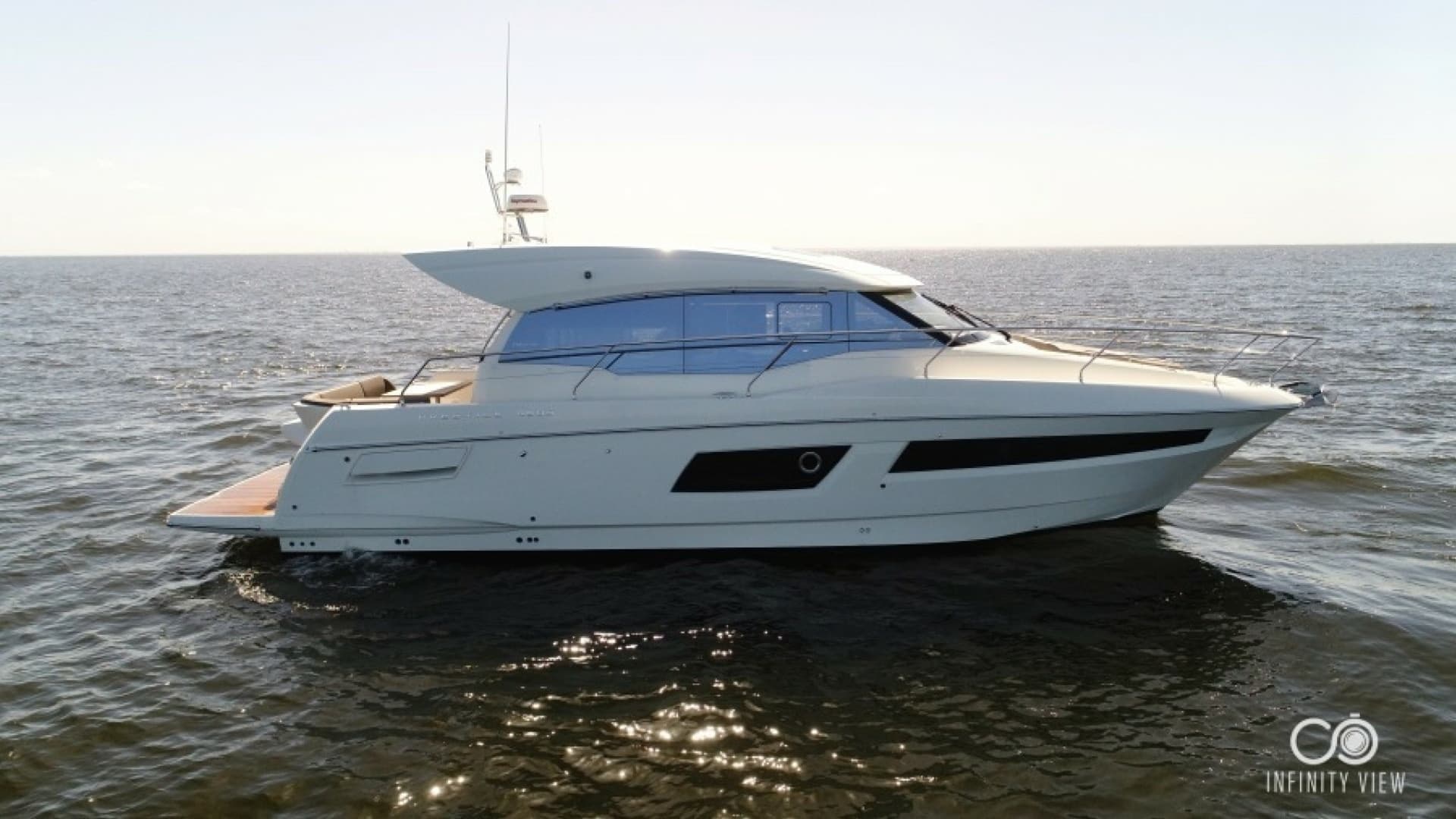 2018 Prestige 460 S