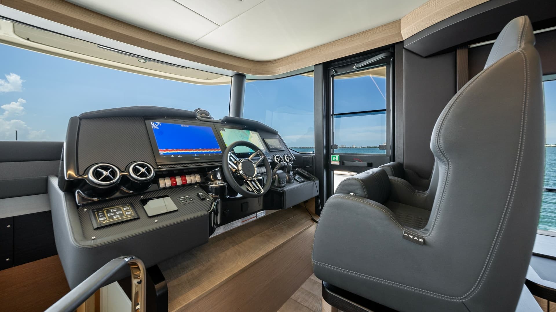 Helm Station with Panoramic View
