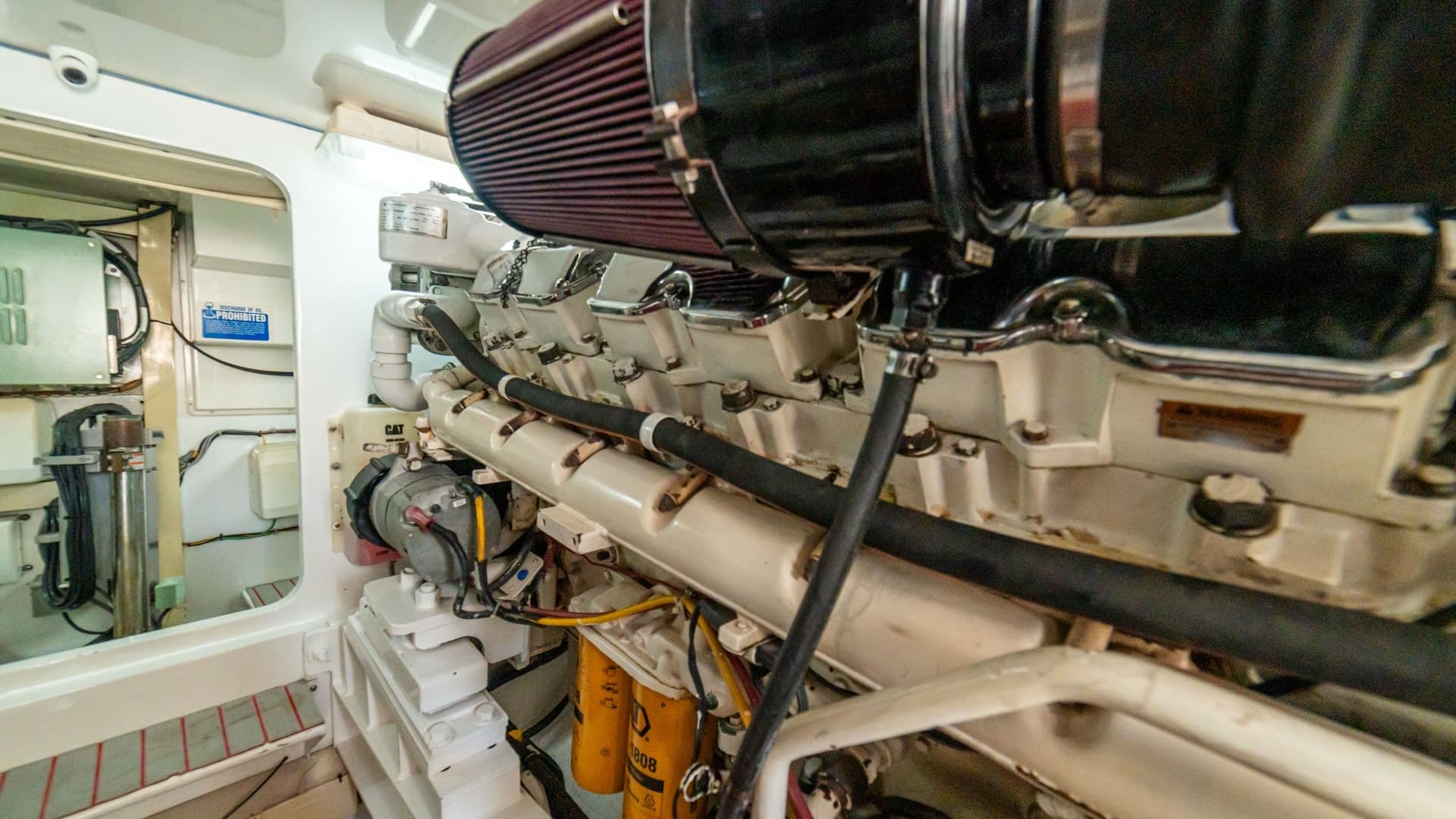 2001 Viking 61 Convertible- Caliente- Engine Room