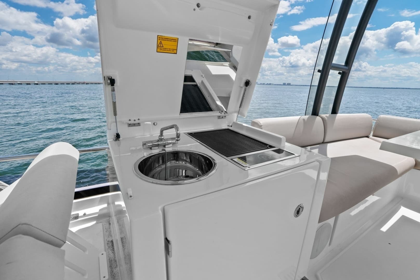 2020 Prestige 460 Flybridge GALATI YACHT SALES TRADE Flybridge GrillE 