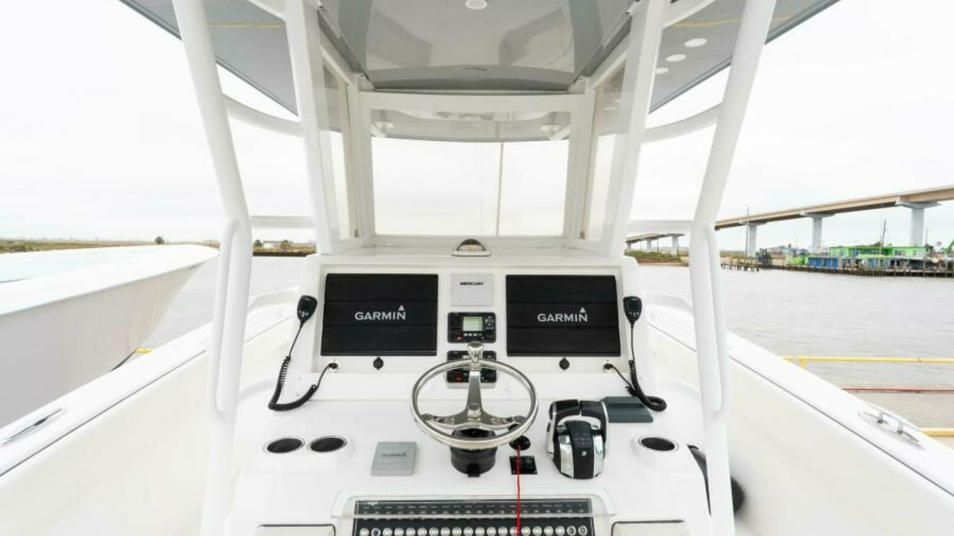 2019 Invincible 39 Open