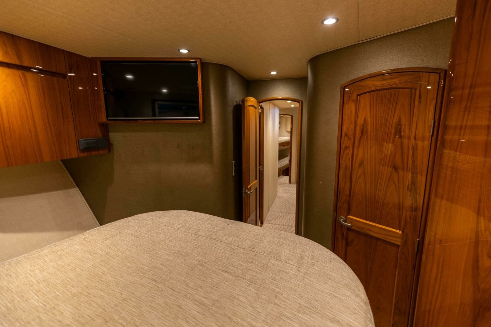 2017 Viking 66 Convertible MISS VICTORIA 