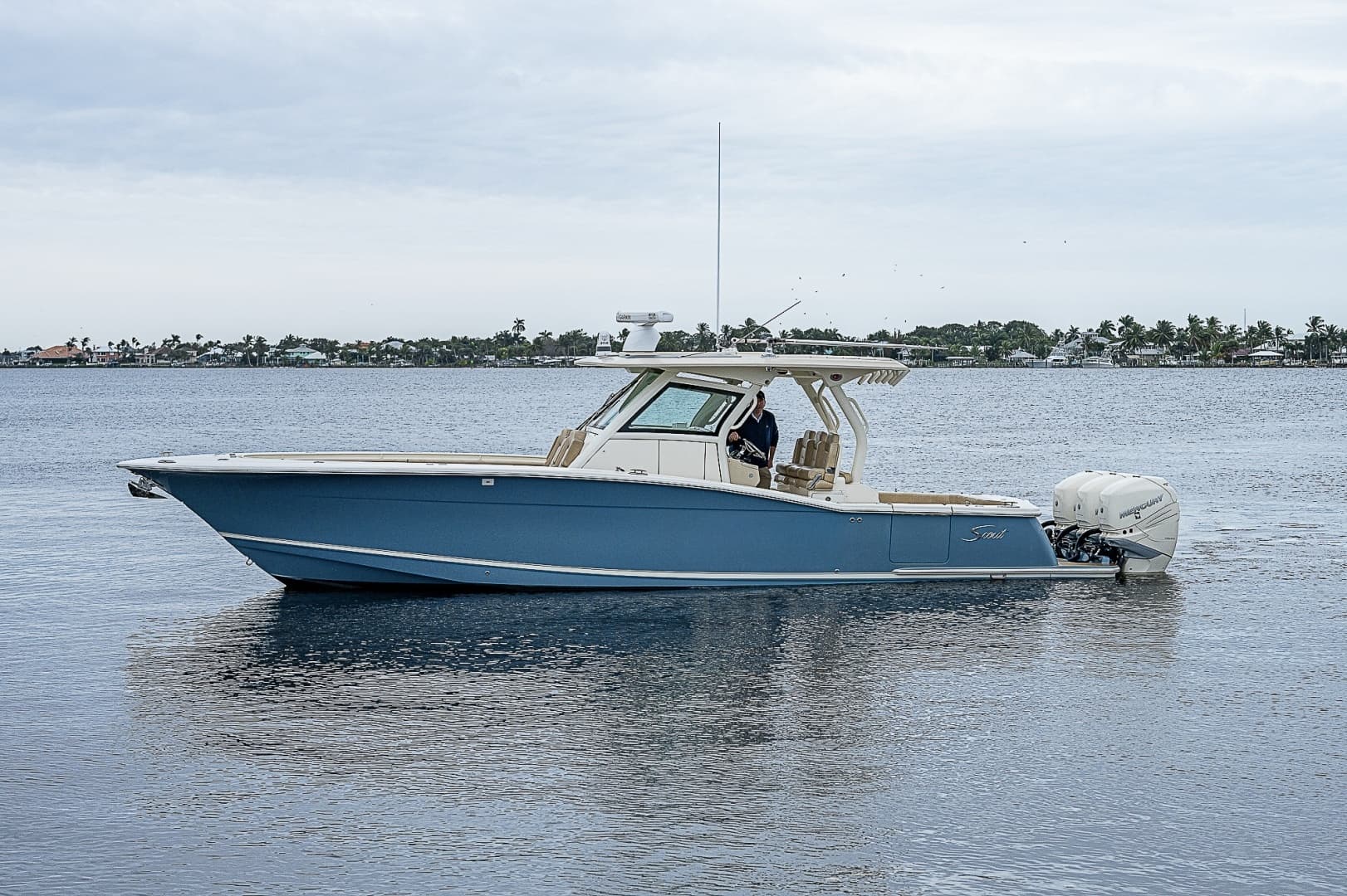Scout 35 - WOLVERINE - Exterior Profile