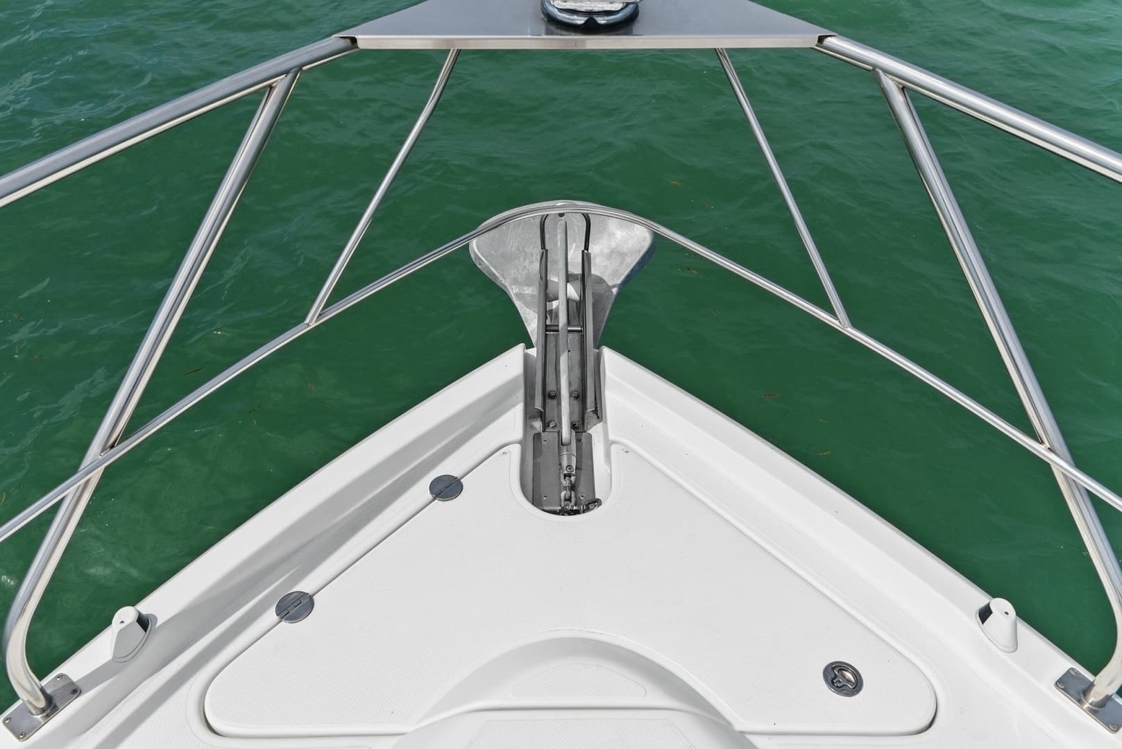 2014 Cruisers Yachts 48 Cantius