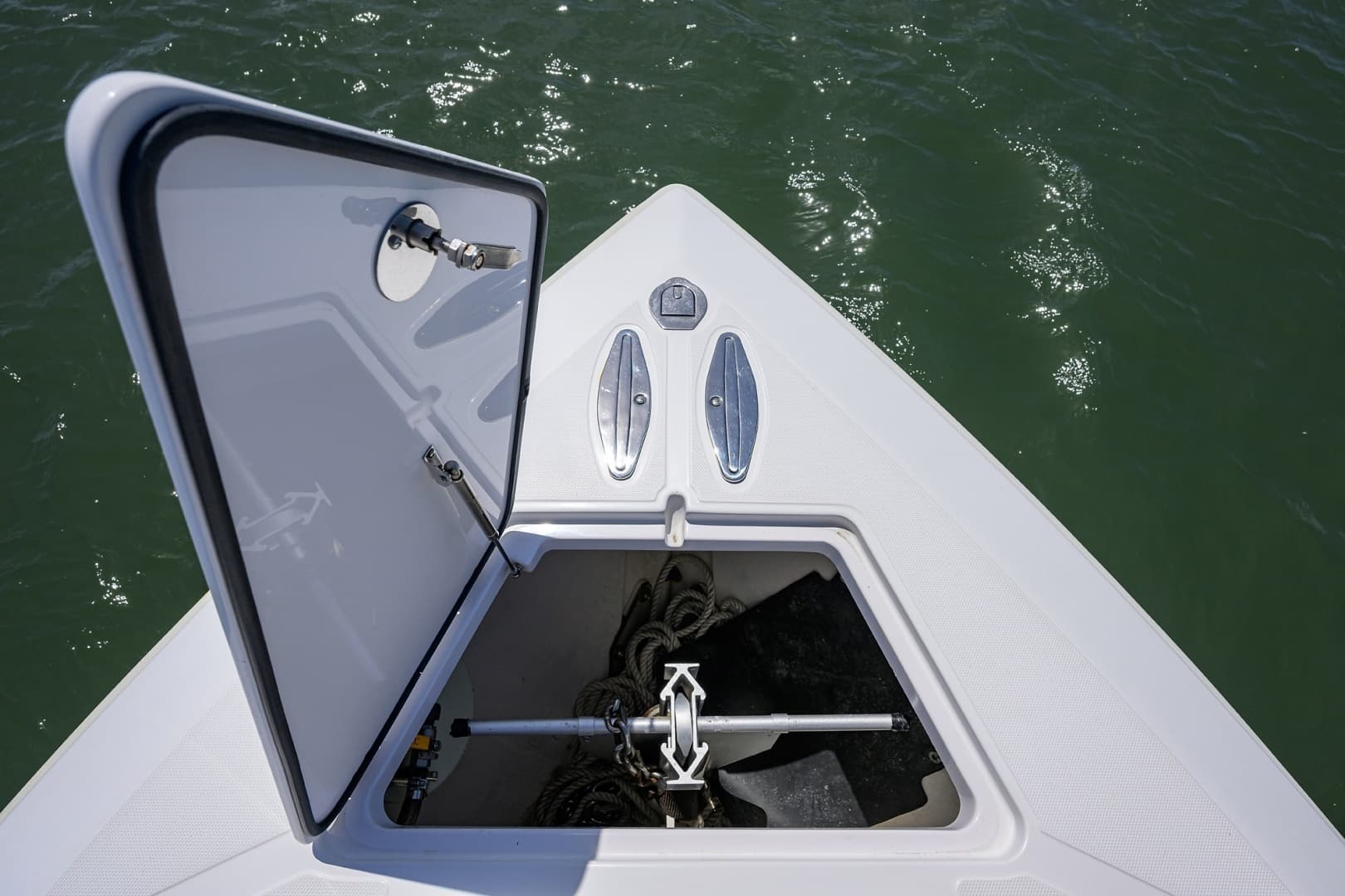 Bahama 41 - Exterior Bow