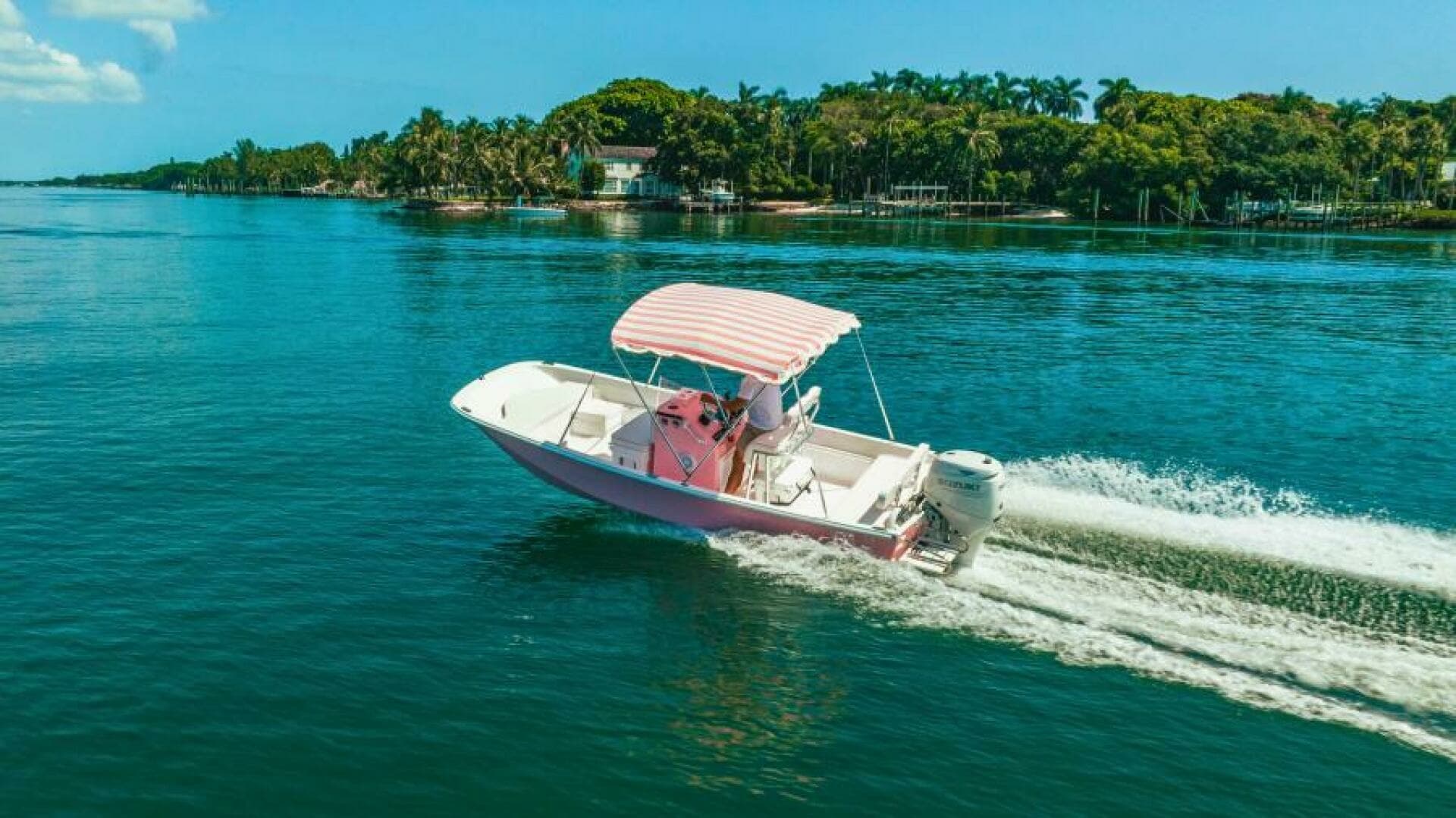 Palm Yacht 17 - Exterior Profile