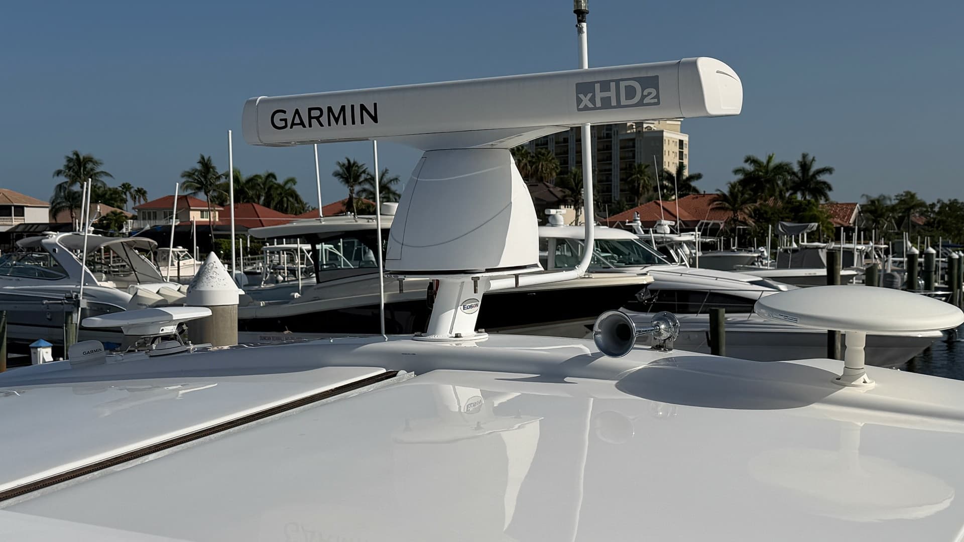 Flybridge Electronic Navigation Array