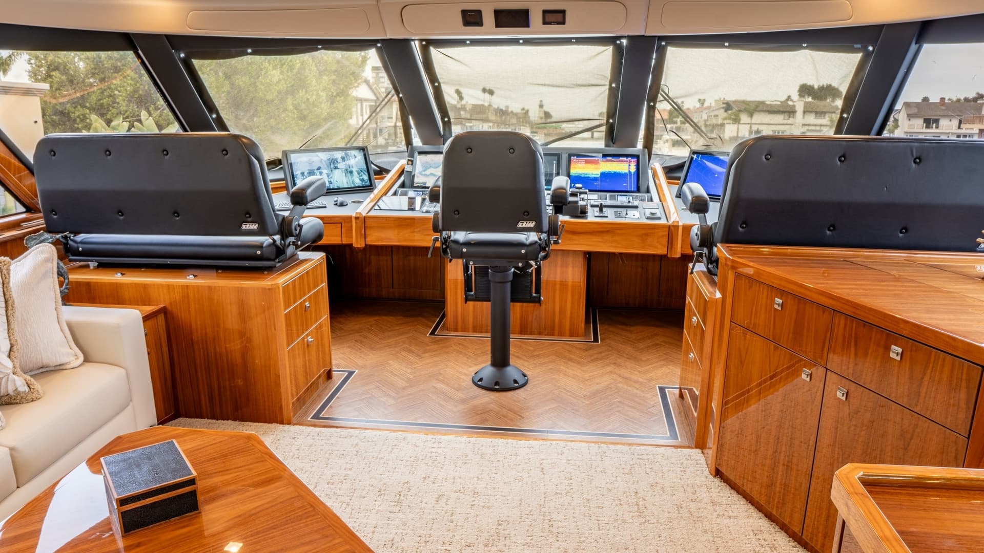 Skybridge Helm Station