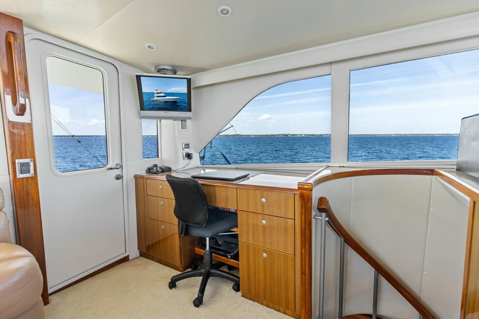 2008 Viking 68 Skybridge "Liquid Apple"