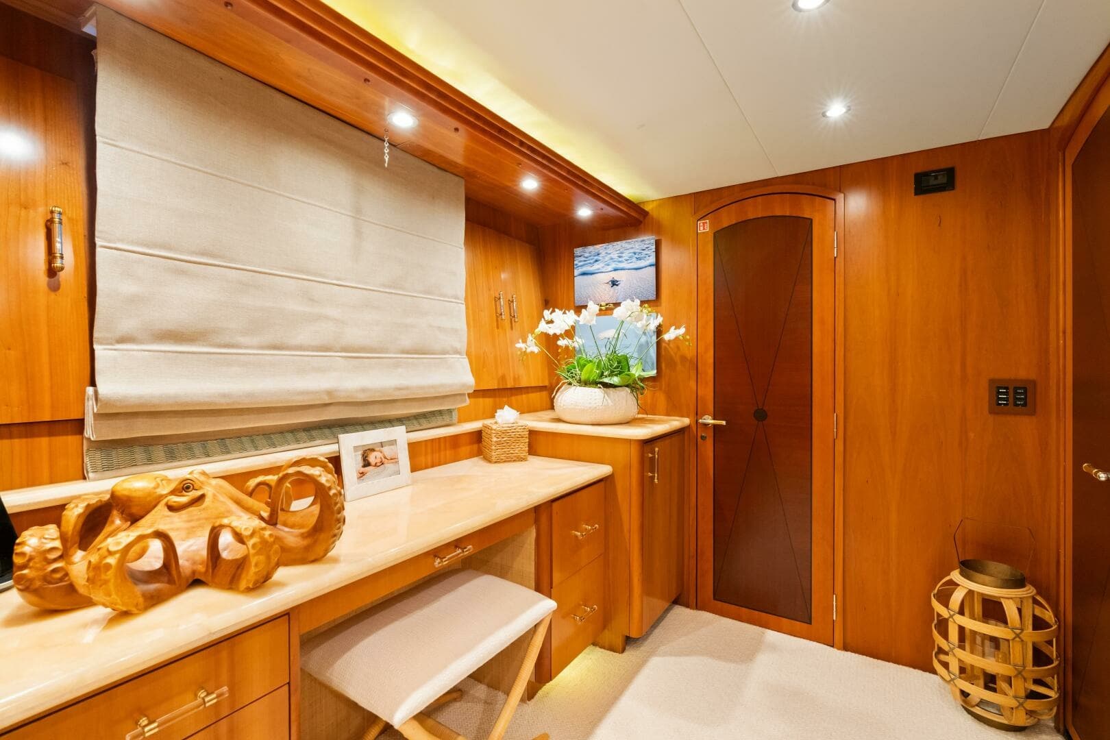 Hatteras 100 MAGIC - Master Stateroom