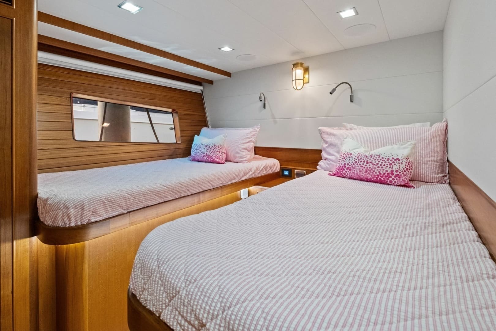 2024 Marlow 90 V - Artemis II