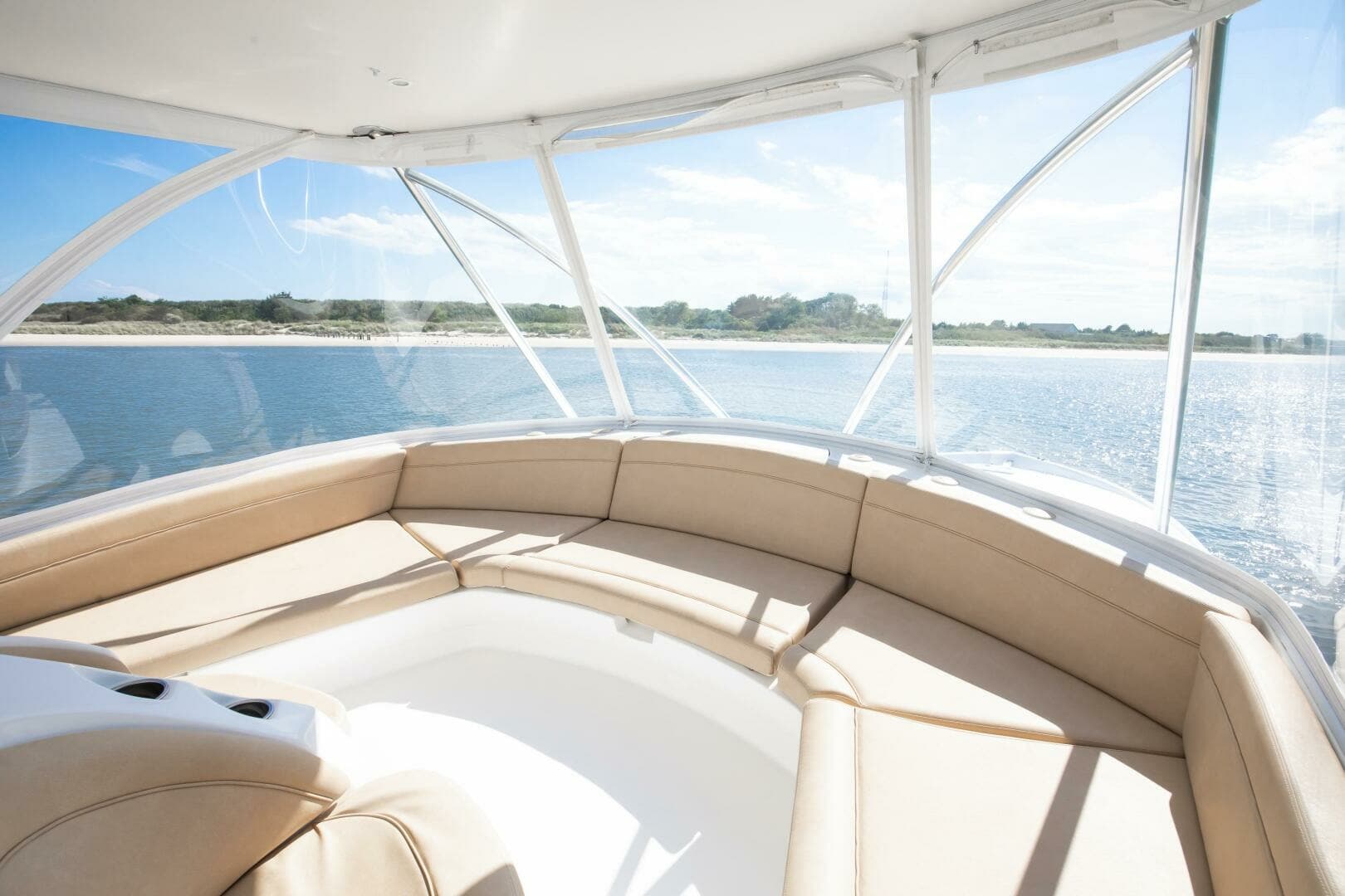 Ocean Yachts 64 - Love Boat - Flybridge Seating