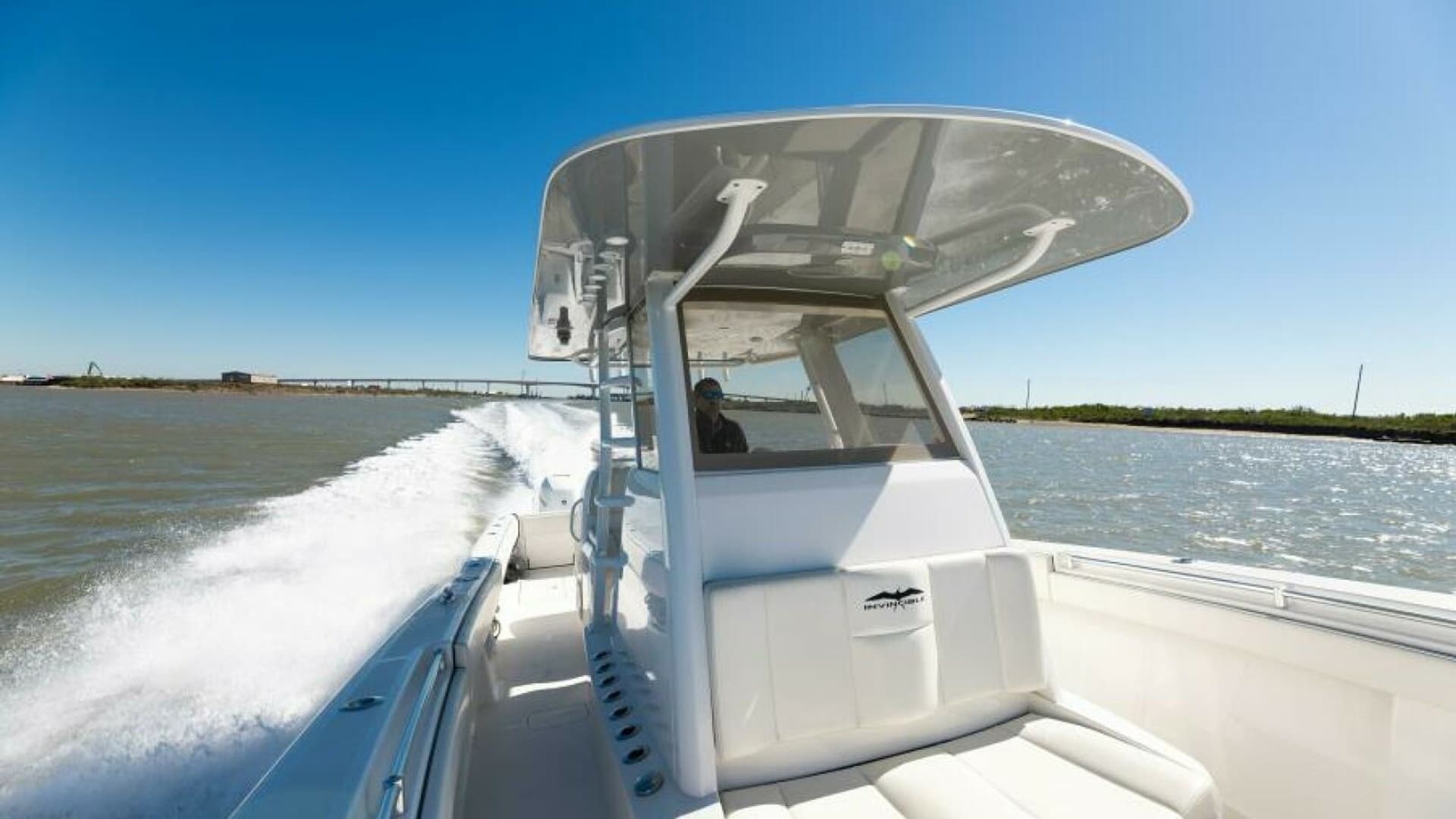 2019 Invincible 39 Open