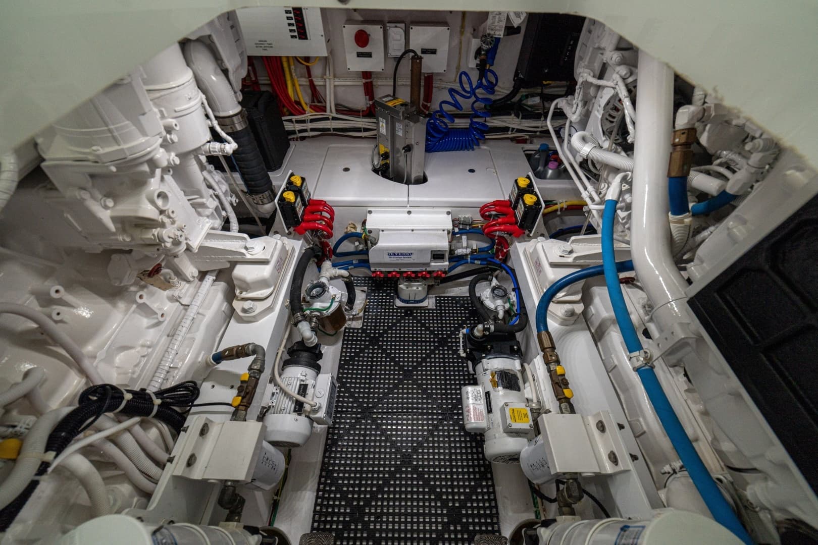 2023 Viking 46 Billfish Engines