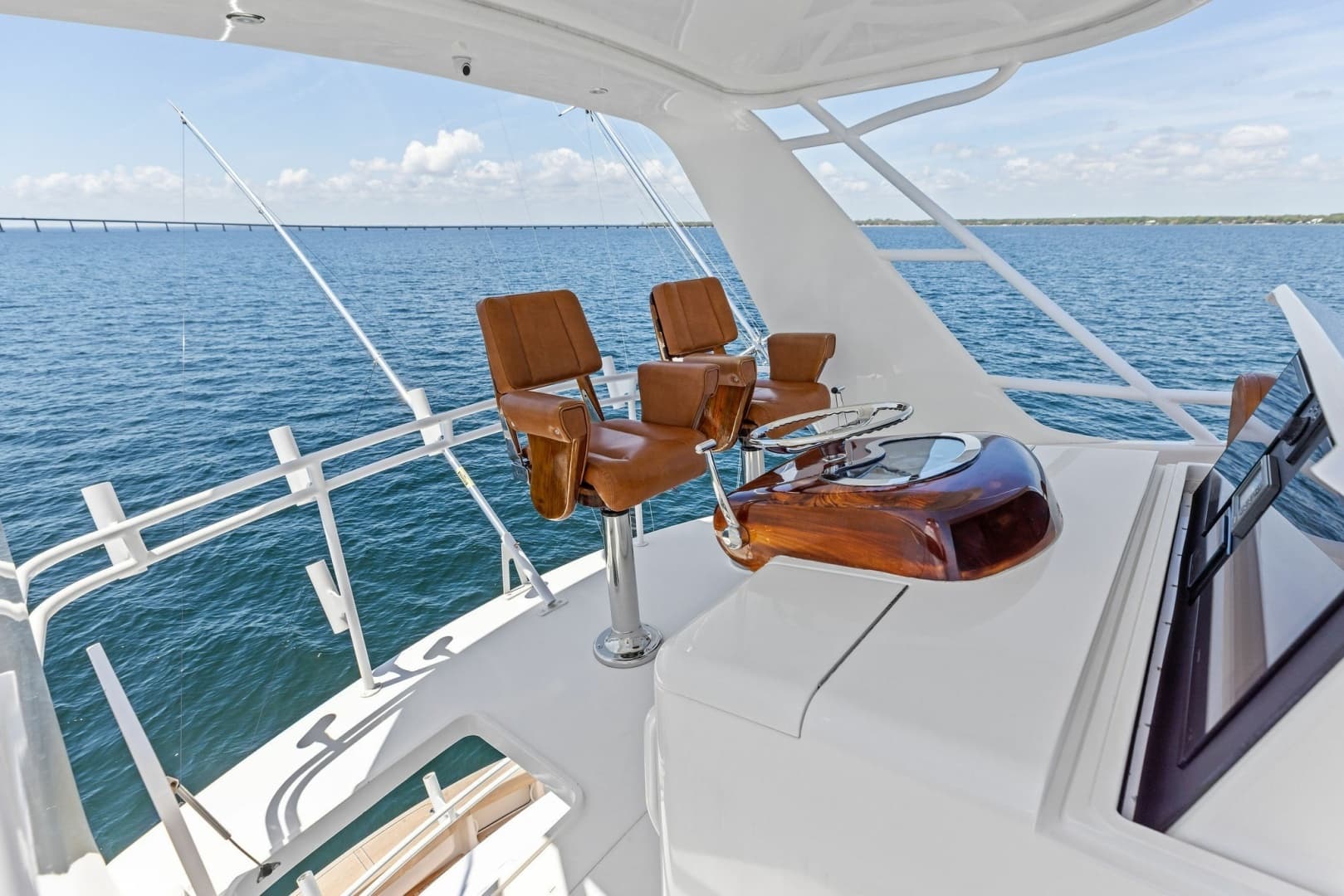 2008 Viking 68 Skybridge "Liquid Apple"