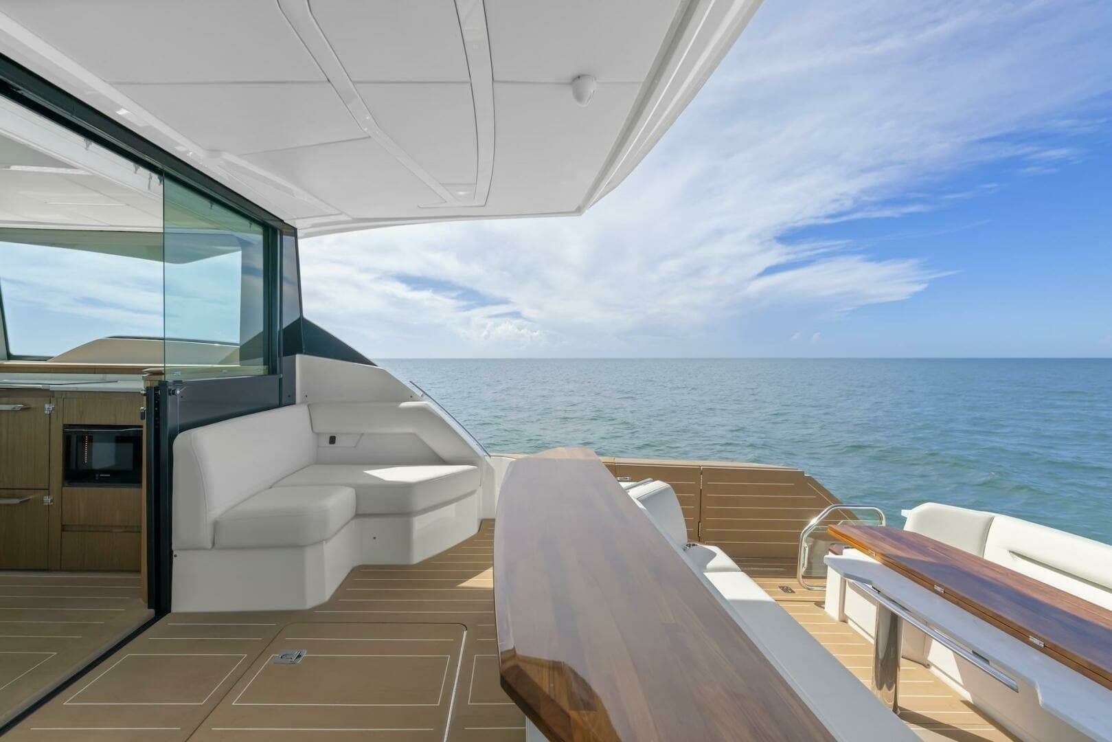 2023 Tiara Yachts EX 60