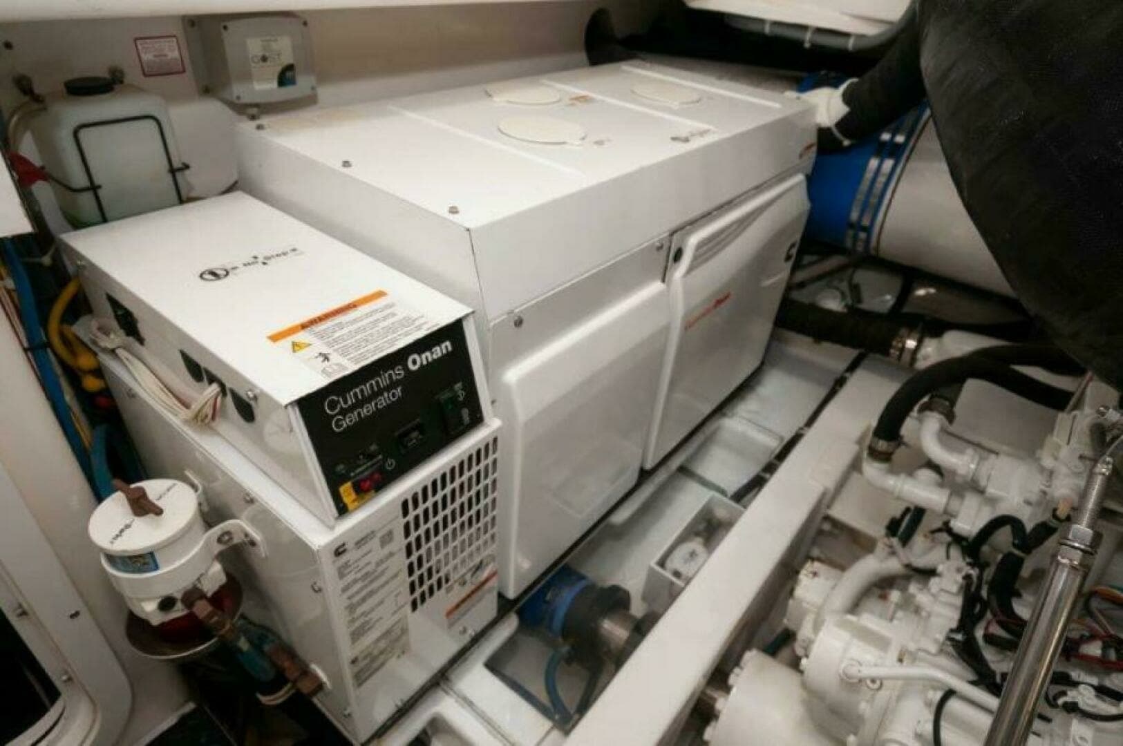 2012 76 Viking Sky Bridge Barefoot Drive Port Generator