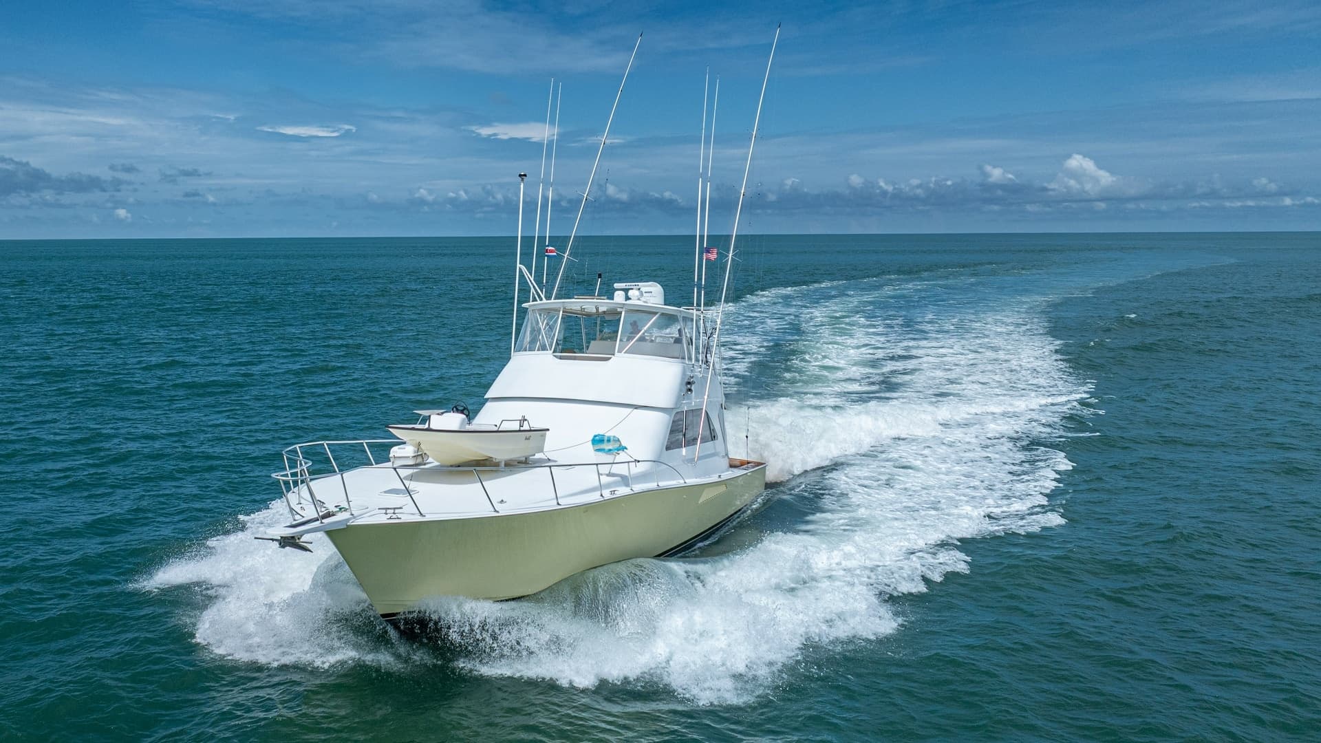 2002 Viking 61 Convertible Bow in Motion