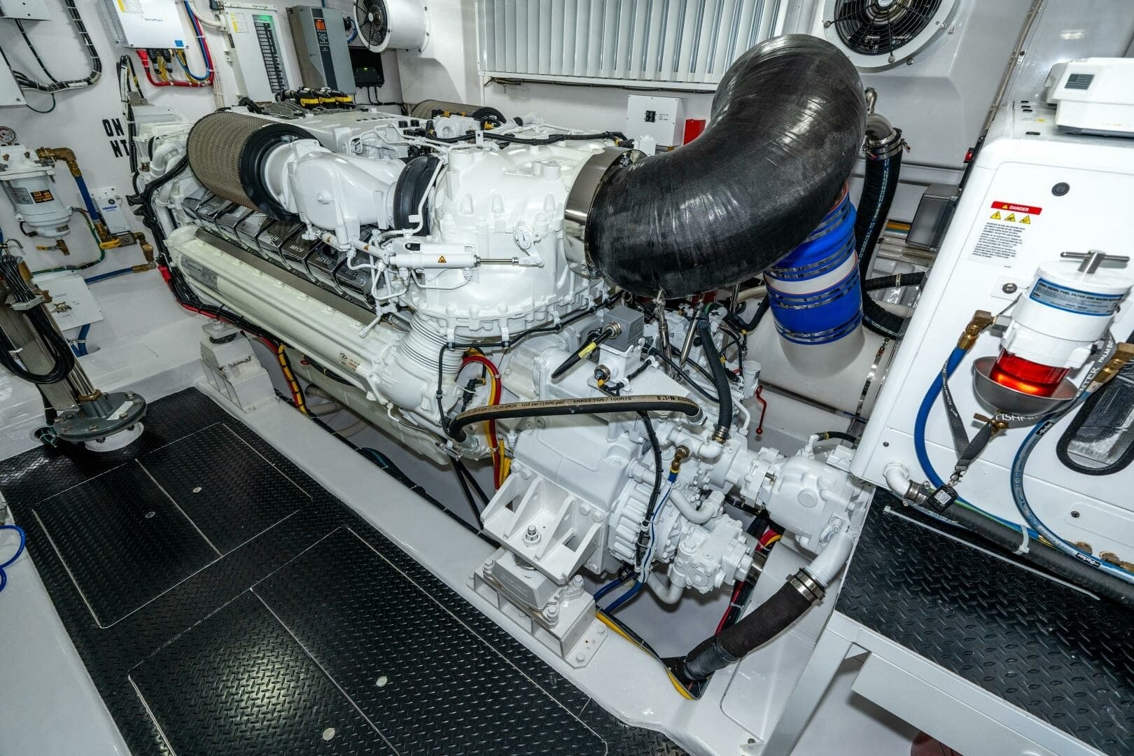 2025 Viking 90C "Zatara" 