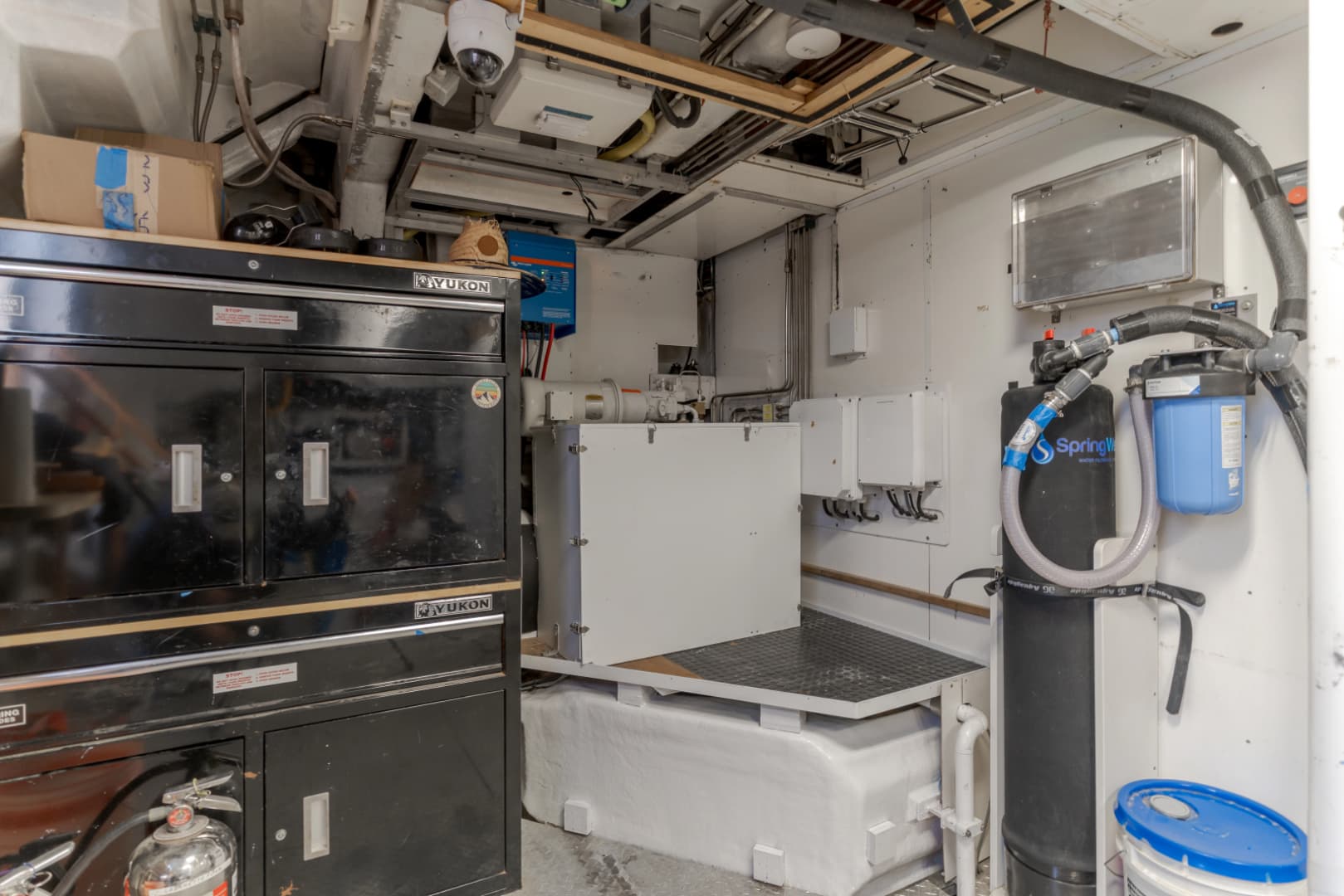 2002 Destiny 104 Raised Pilothouse