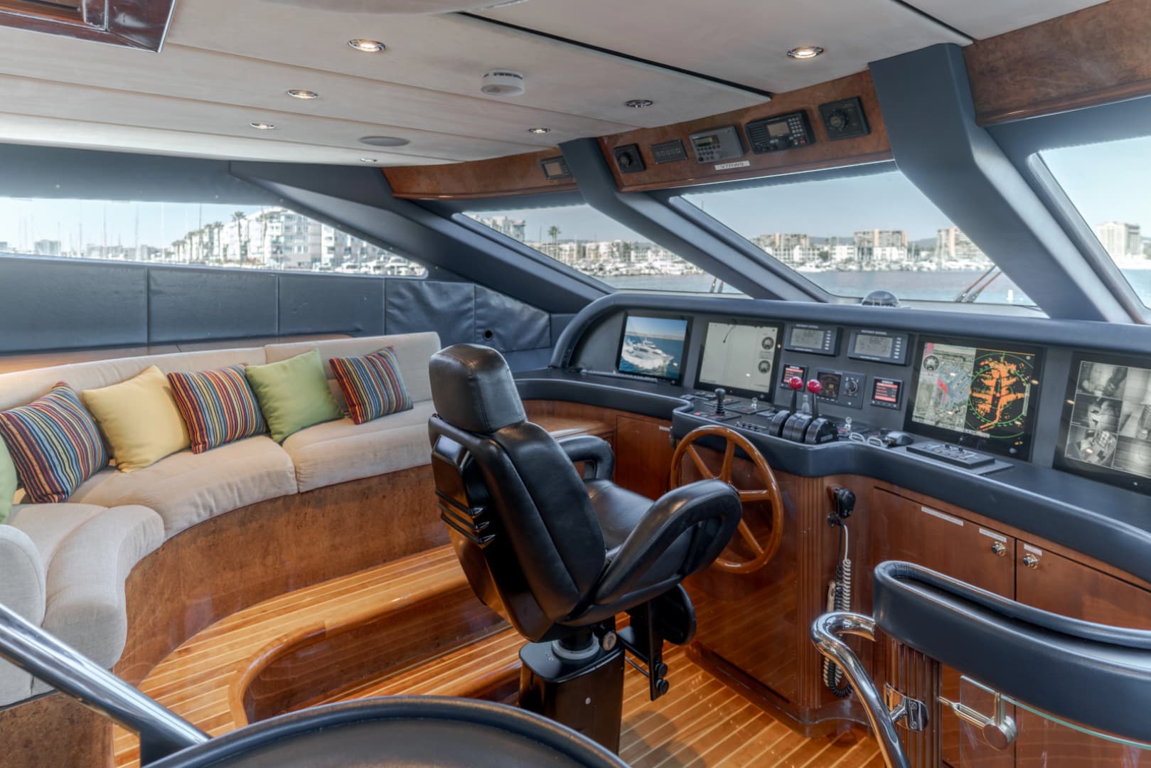 2002 Destiny 104 Raised Pilothouse