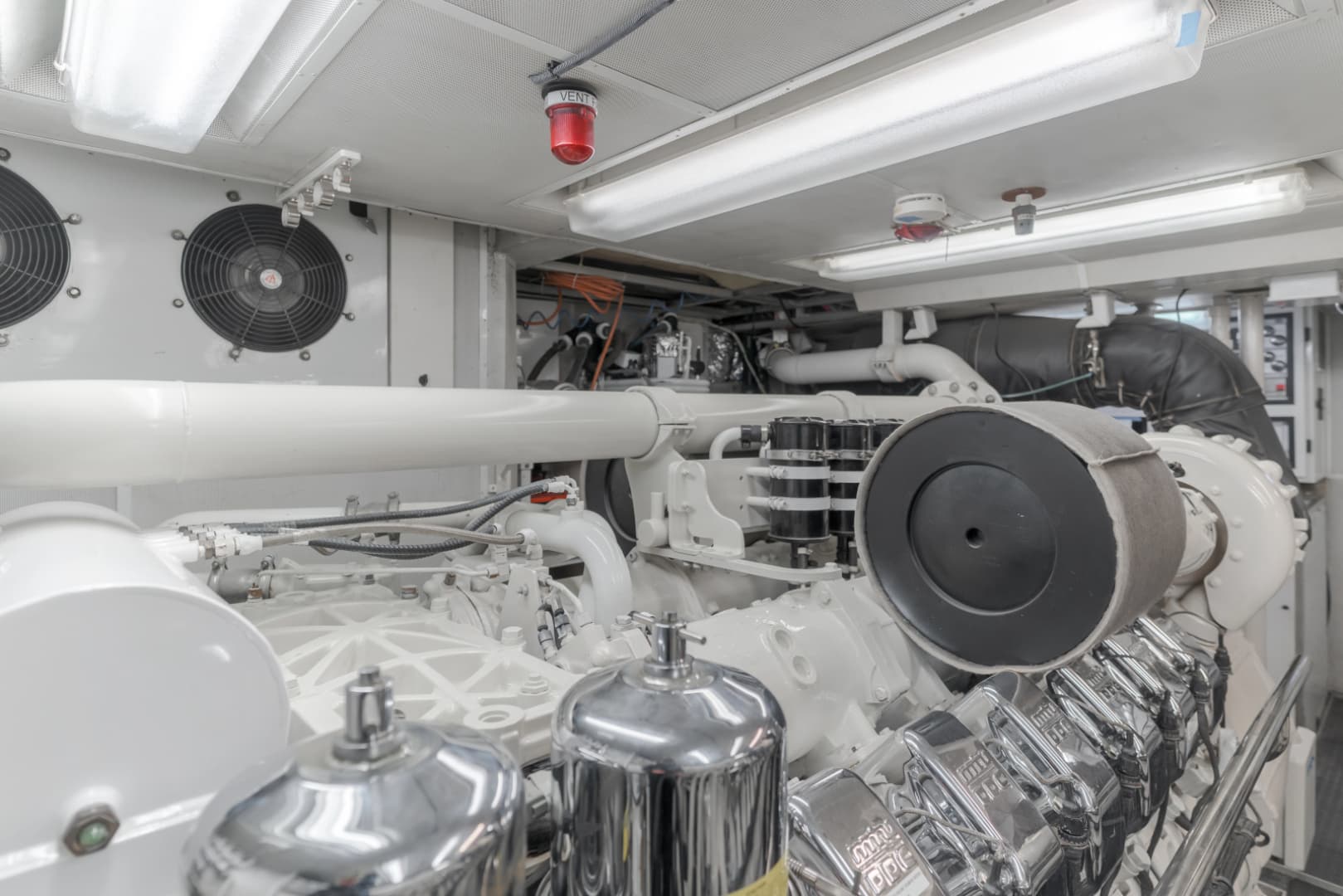 2002 Destiny 104 Raised Pilothouse