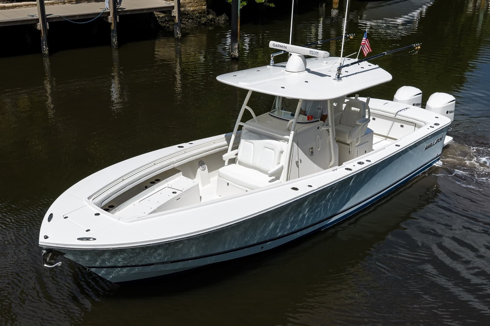 Regulator 31- Sweet Melissa - Exterior profile